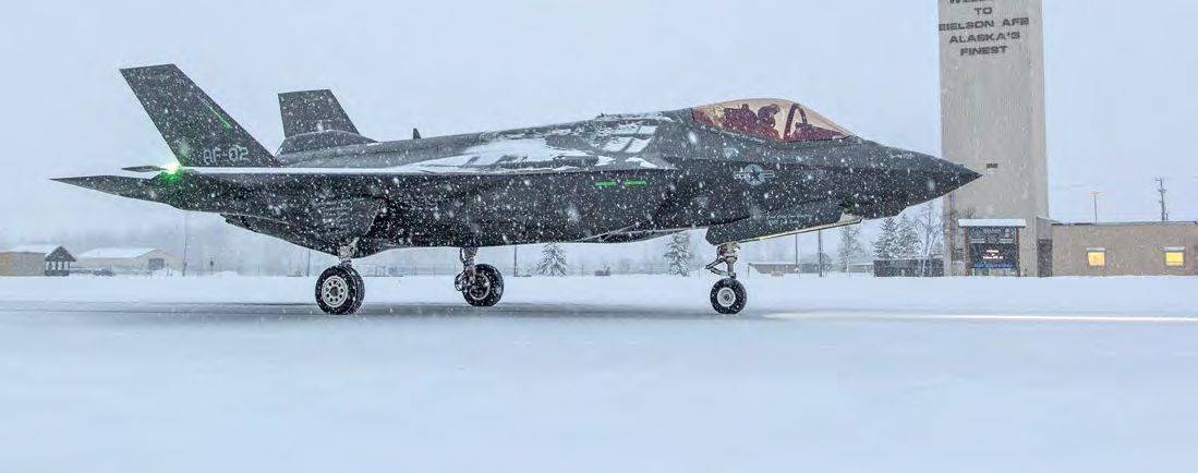 RNoAF F-35A deliveries and runway tests