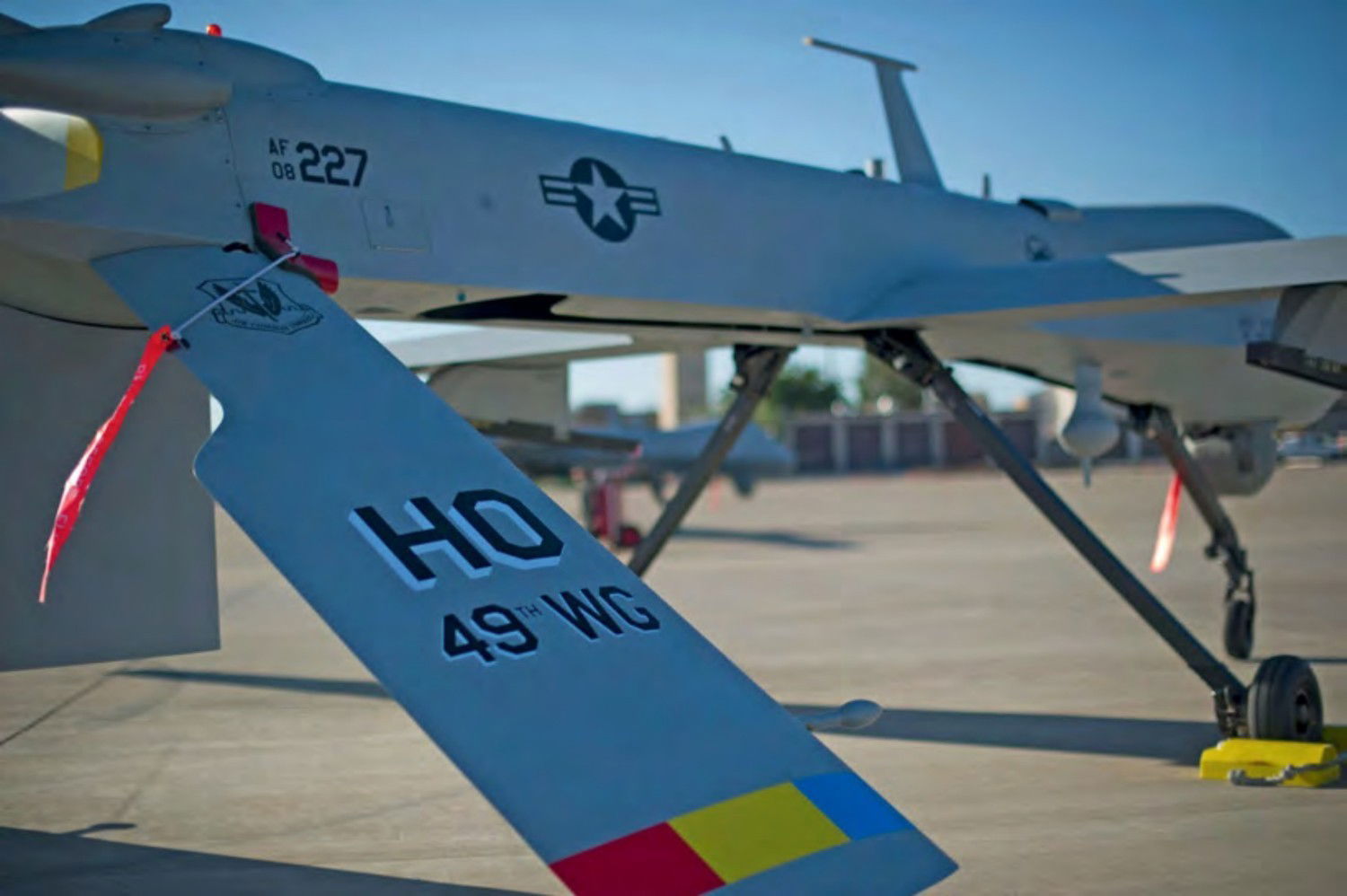 Final USAF MQ-1 Predator class graduates at Holloman
