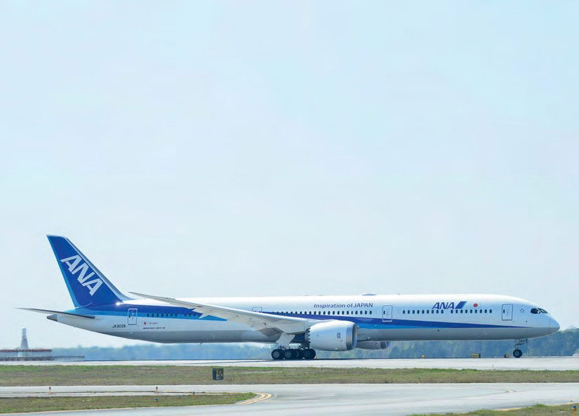 First Dash 10 Dreamliner for ANA