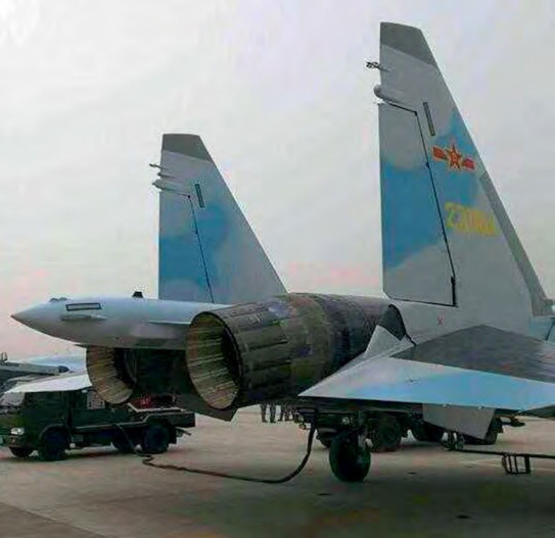Chinese Su-35 deliveries begin