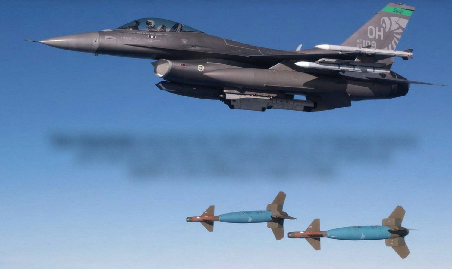 USAF F-16s IMPROVE WITH AGE