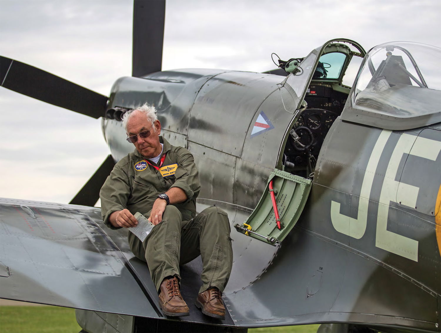 AEROPLANE meets BRIAN SMITH