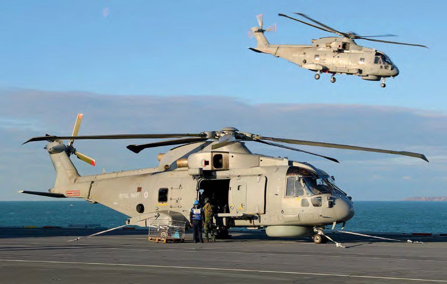 HMS Queen Elizabeth completes initial rotary-wing trials