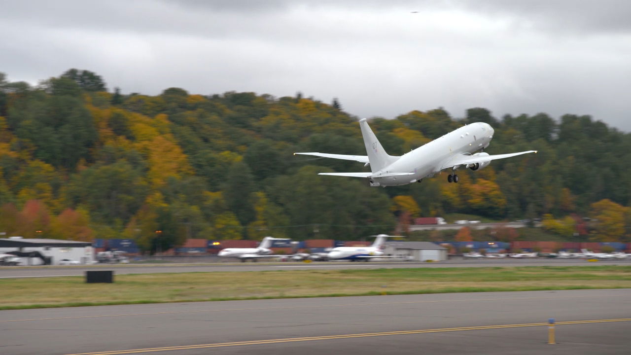 La RAF recibe el séptimo Poseidón MRA1