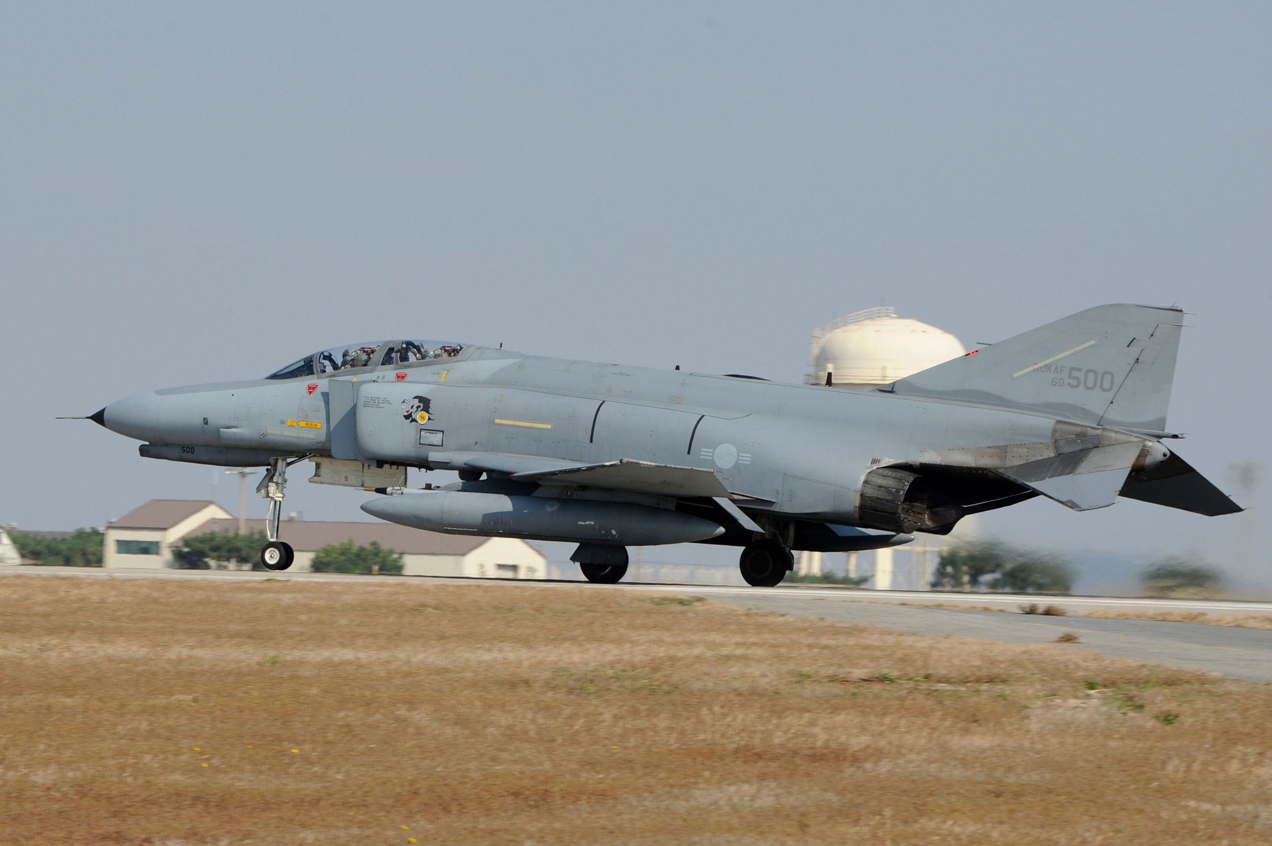 South Korean F-4E crashes into the Yellow Sea