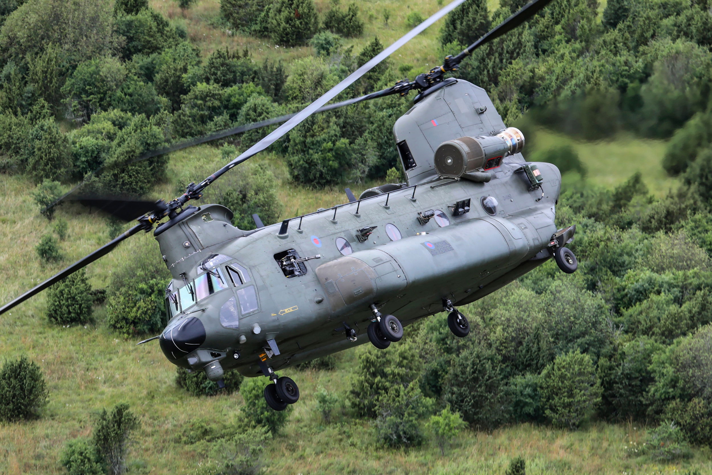 RAF Chinooks return from deployment to Estonia