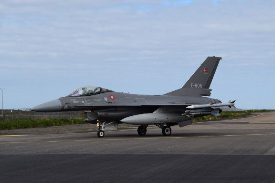 Los F-16 de la Real Fuerza Aérea Danesa se despliegan en Islandia por quinta vez
