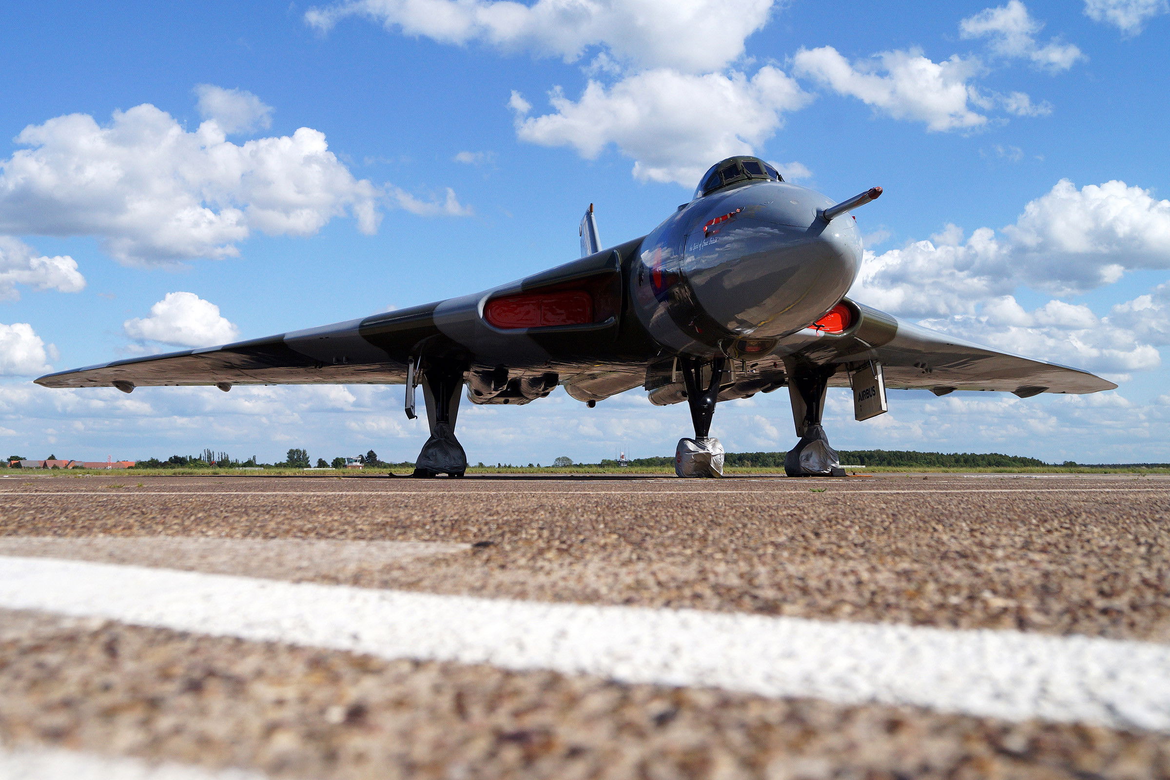 Únase al debate: ¿qué debería pasar con el Vulcan XH558?