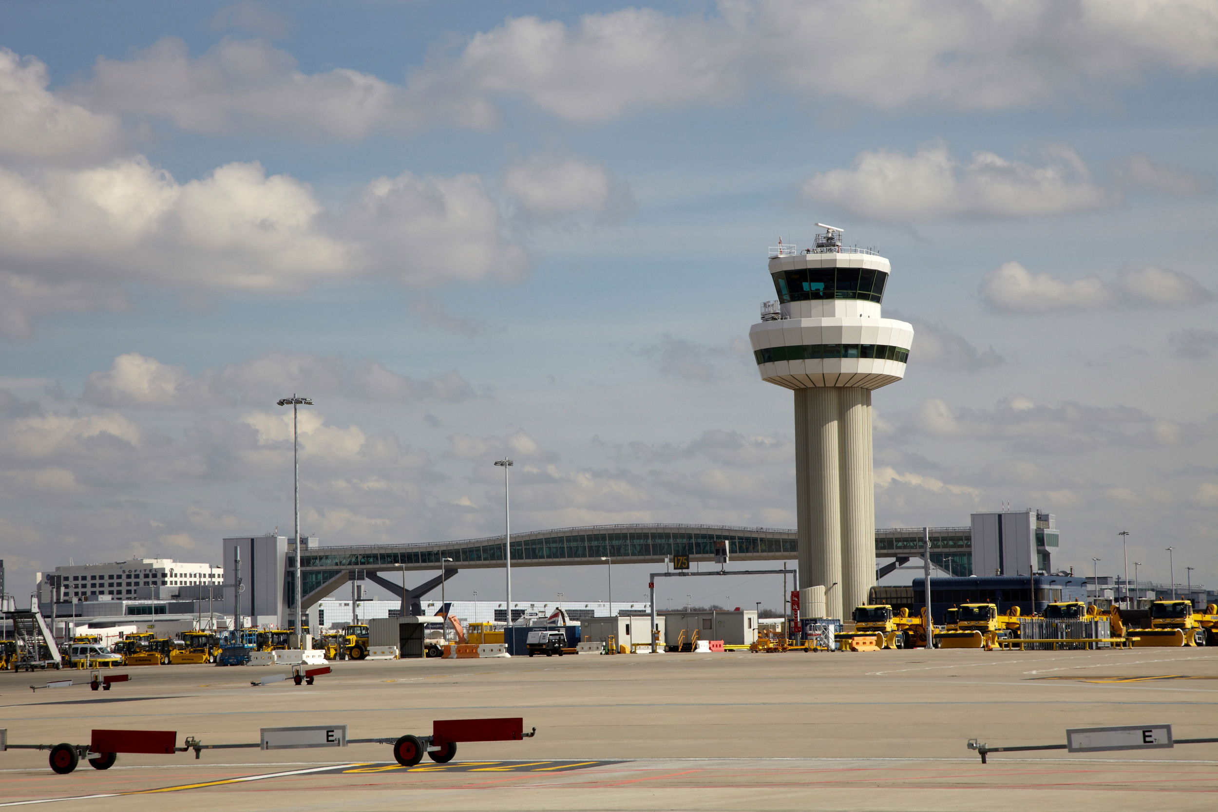 El aeropuerto londinense de Gatwick tendrá nuevos vuelos a Asia
