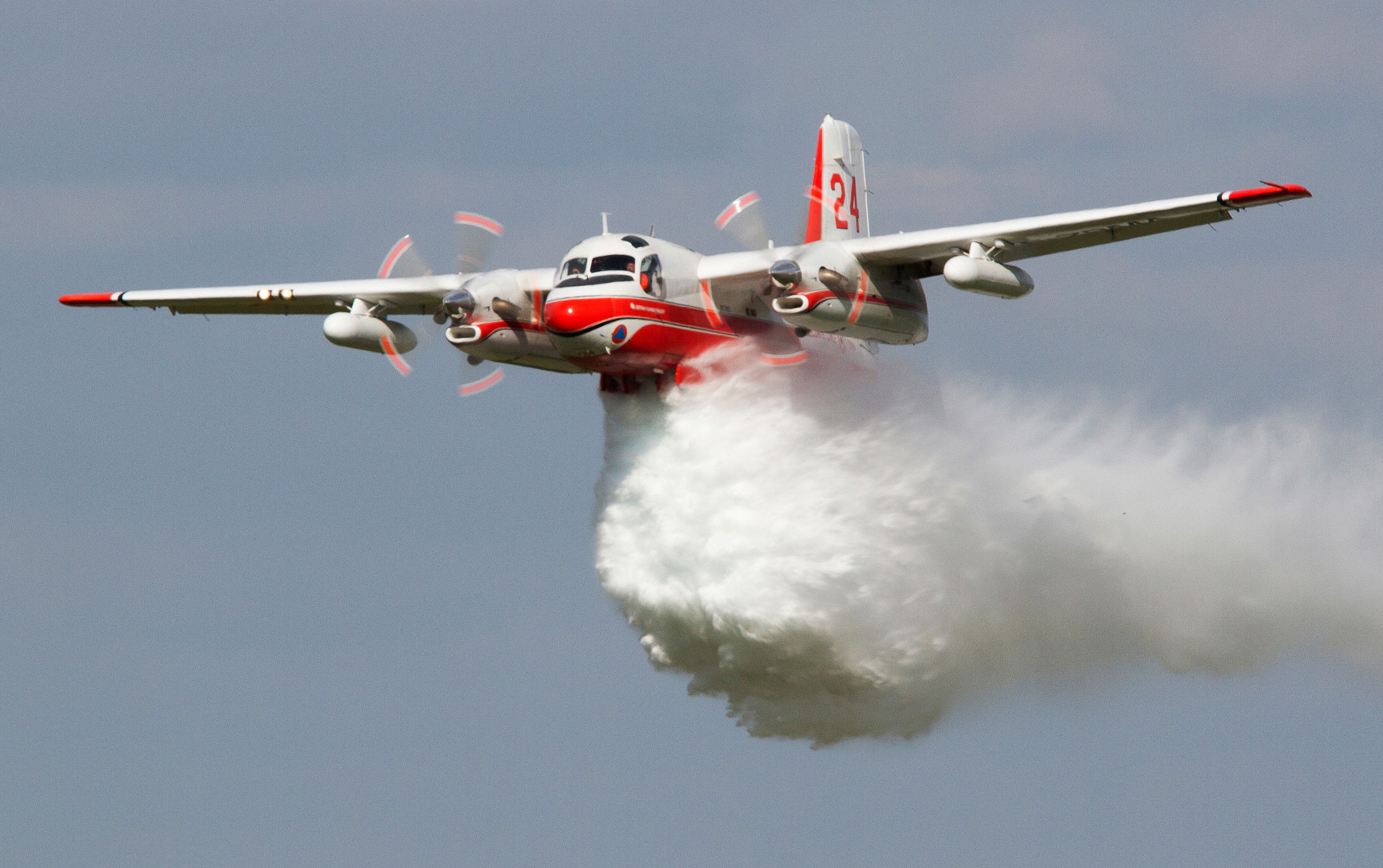 ¿El bombardero francés Tracker volverá a volar?