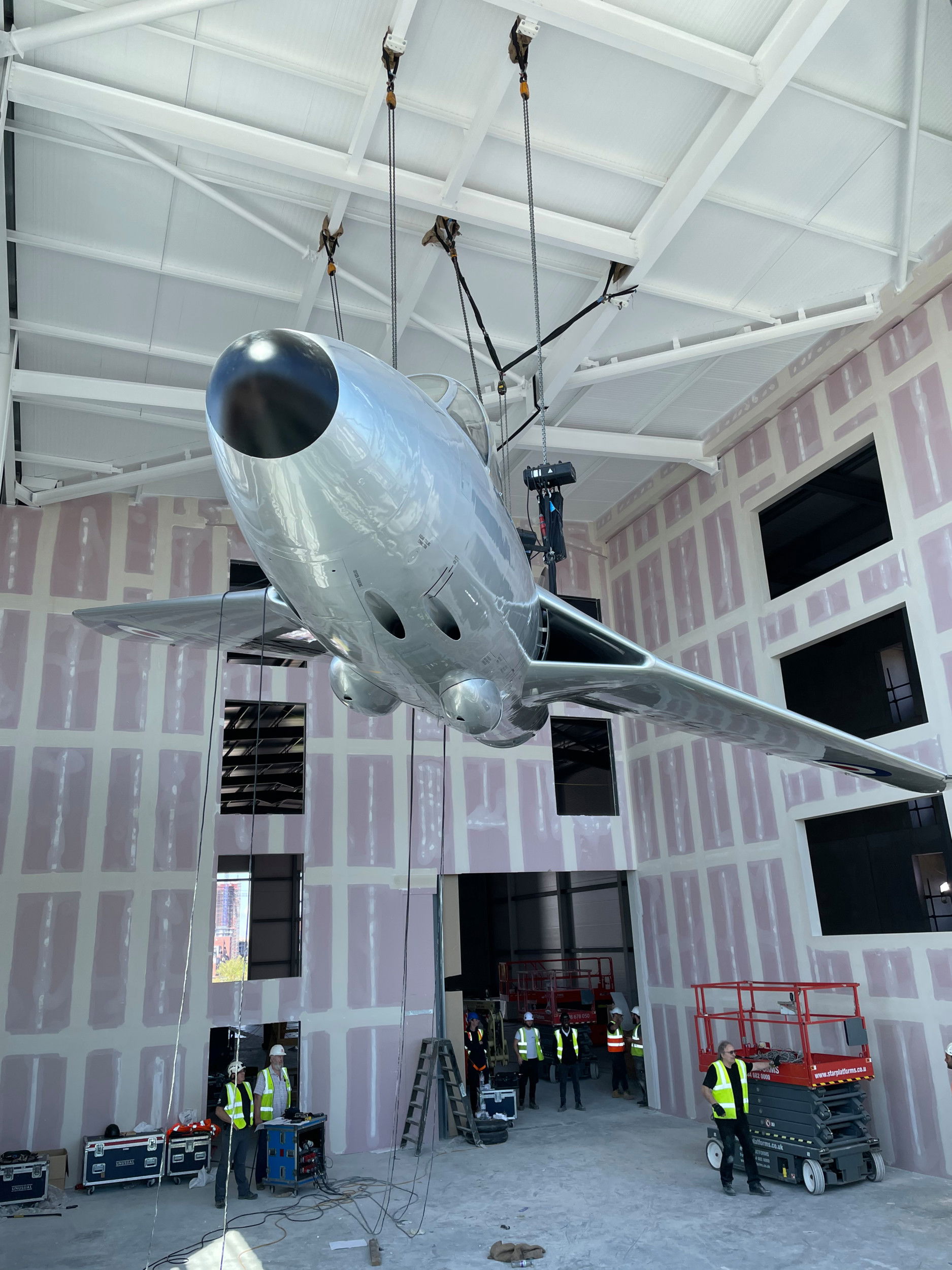 ¿Es este el lugar más extraño para ver un Cazador de Halcones?