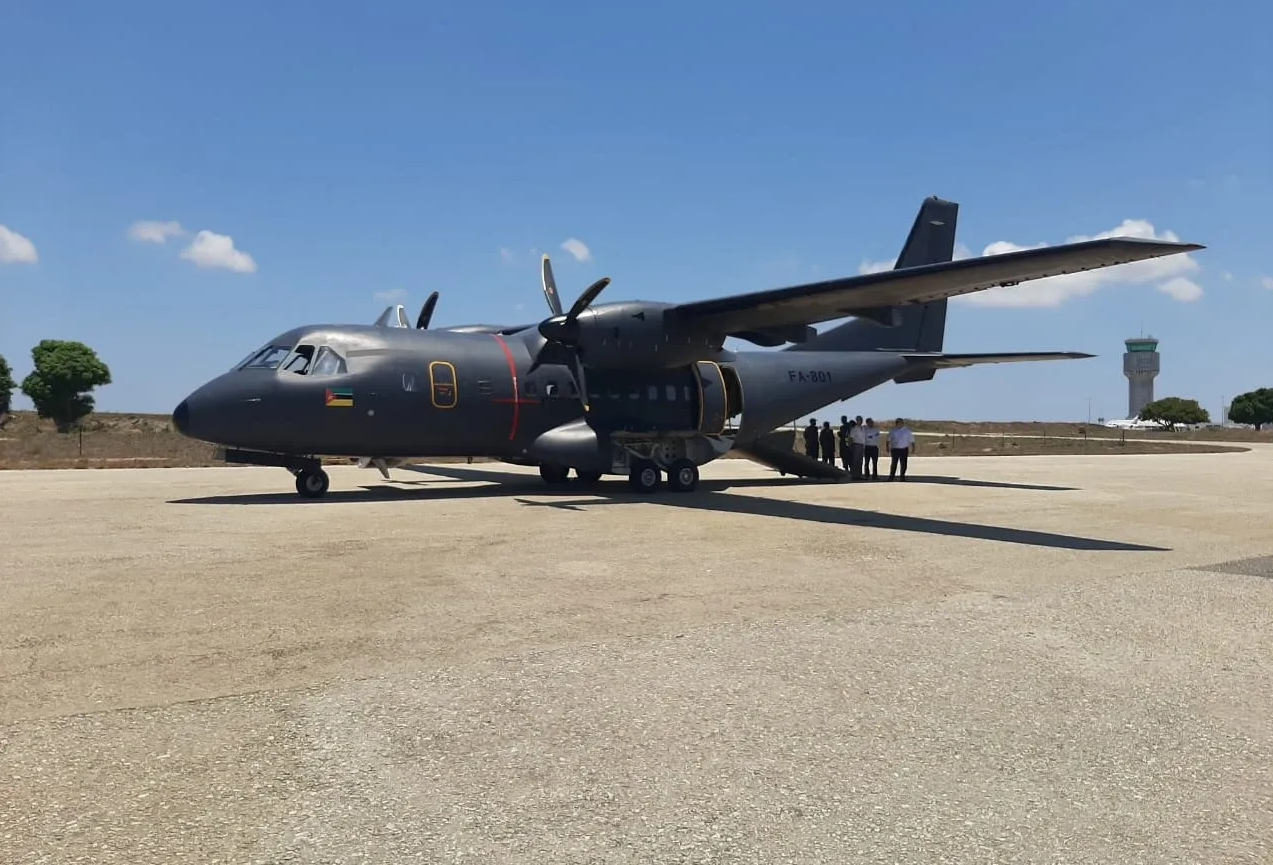 Mozambique refuerza su capacidad antiterrorista con nuevos aviones