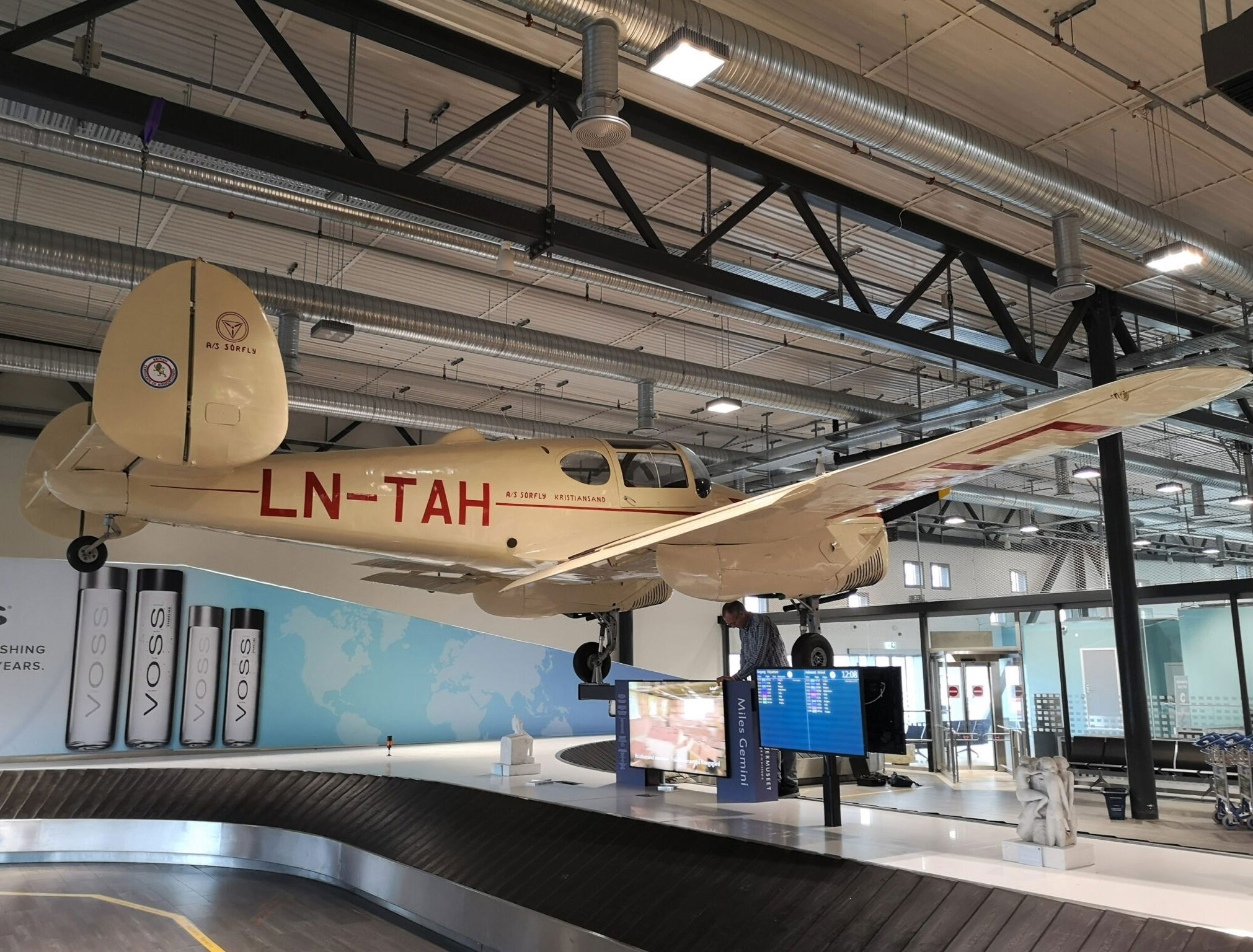 Airline Gemini goes on show at Kristiansand