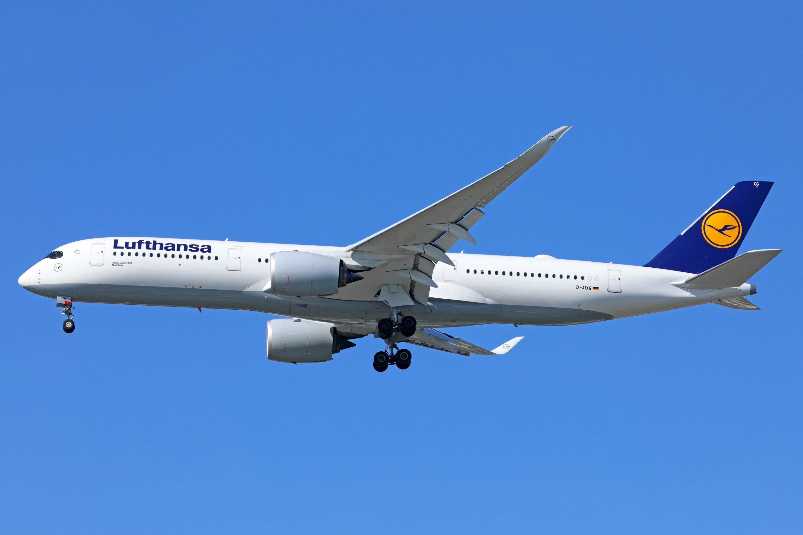 Why is a Lufthansa Airbus A350 stranded in Angola?