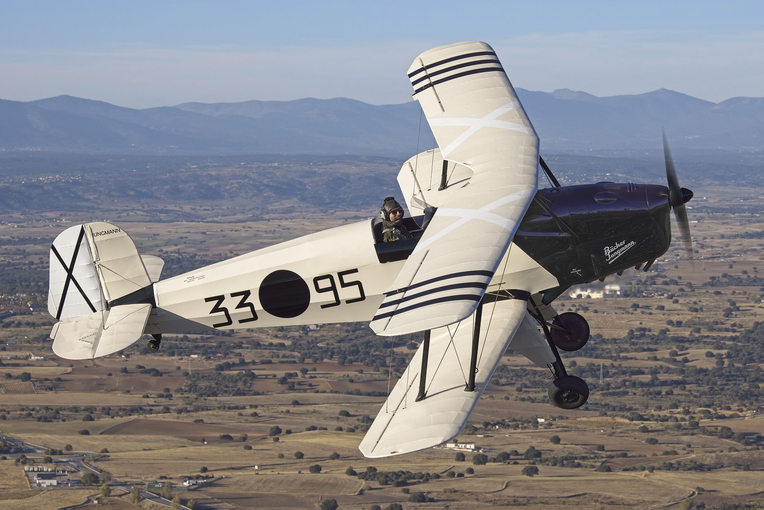 War colours for restored Spanish Jungmann