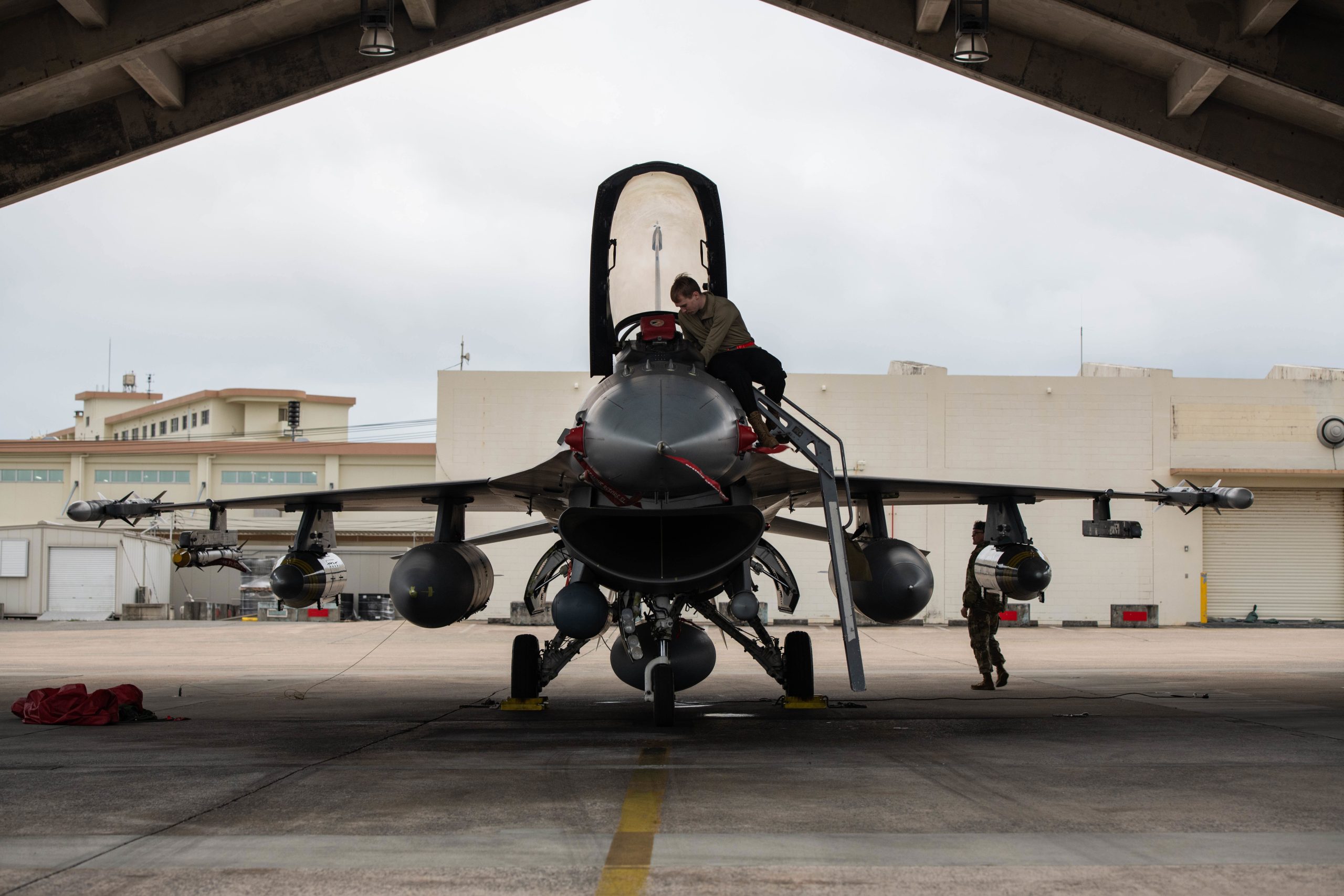 Spangdahlem F-16CMs arrive at Kadena Air Base in rare deployment