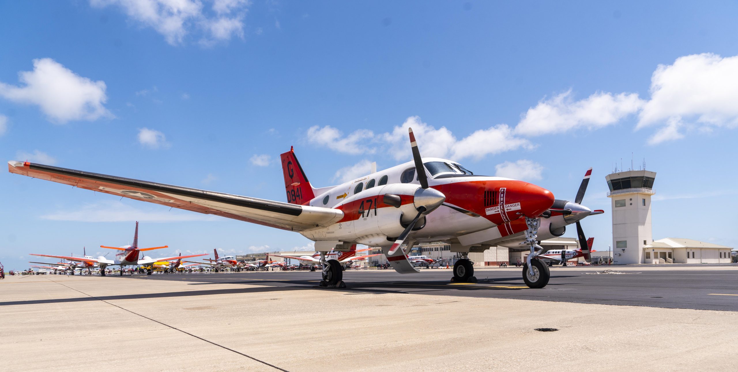 La Armada de EE.UU. elige a Textron para el suministro de nuevos entrenadores multimotor T-54A