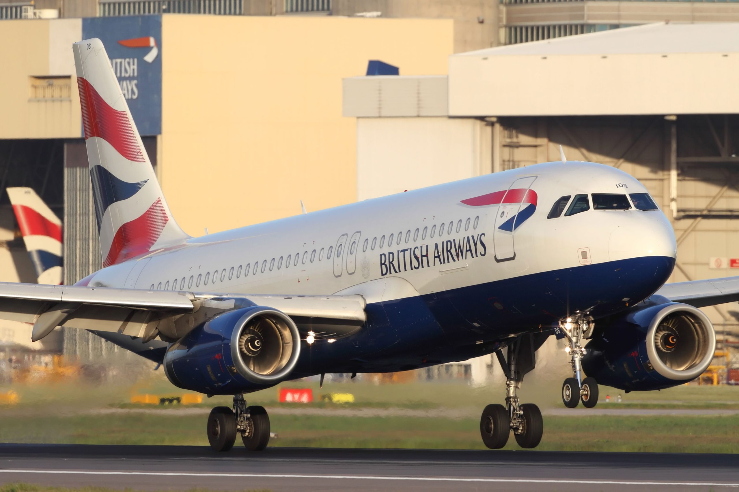 Un A320 de British Airways realiza un aterrizaje de emergencia en Manchester