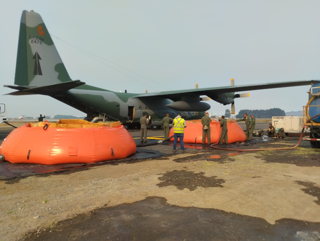 Brazilian C-130M deploys to fight forest fires in Chile