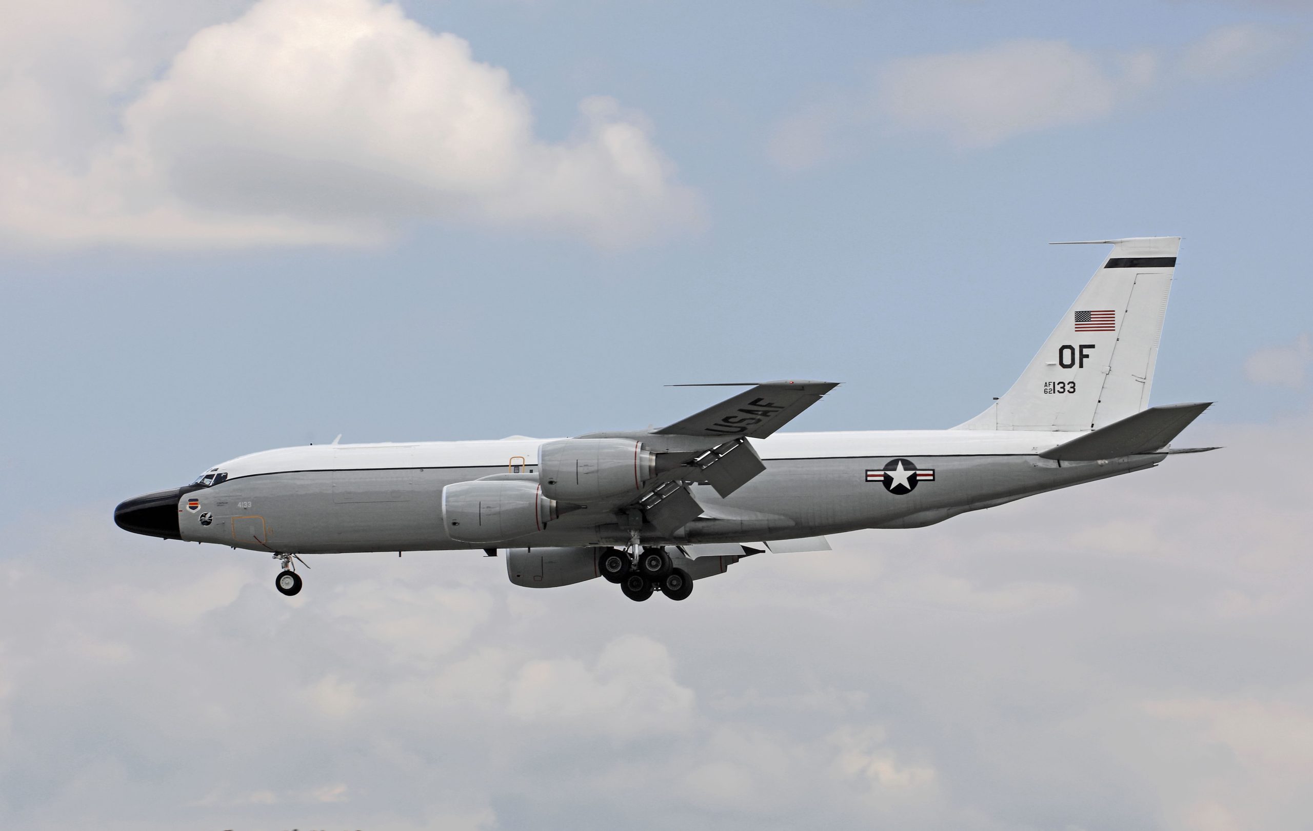 El programa Big Safari de la USAF recibe el TC-135W y se prepara para desprenderse del último NC-135W