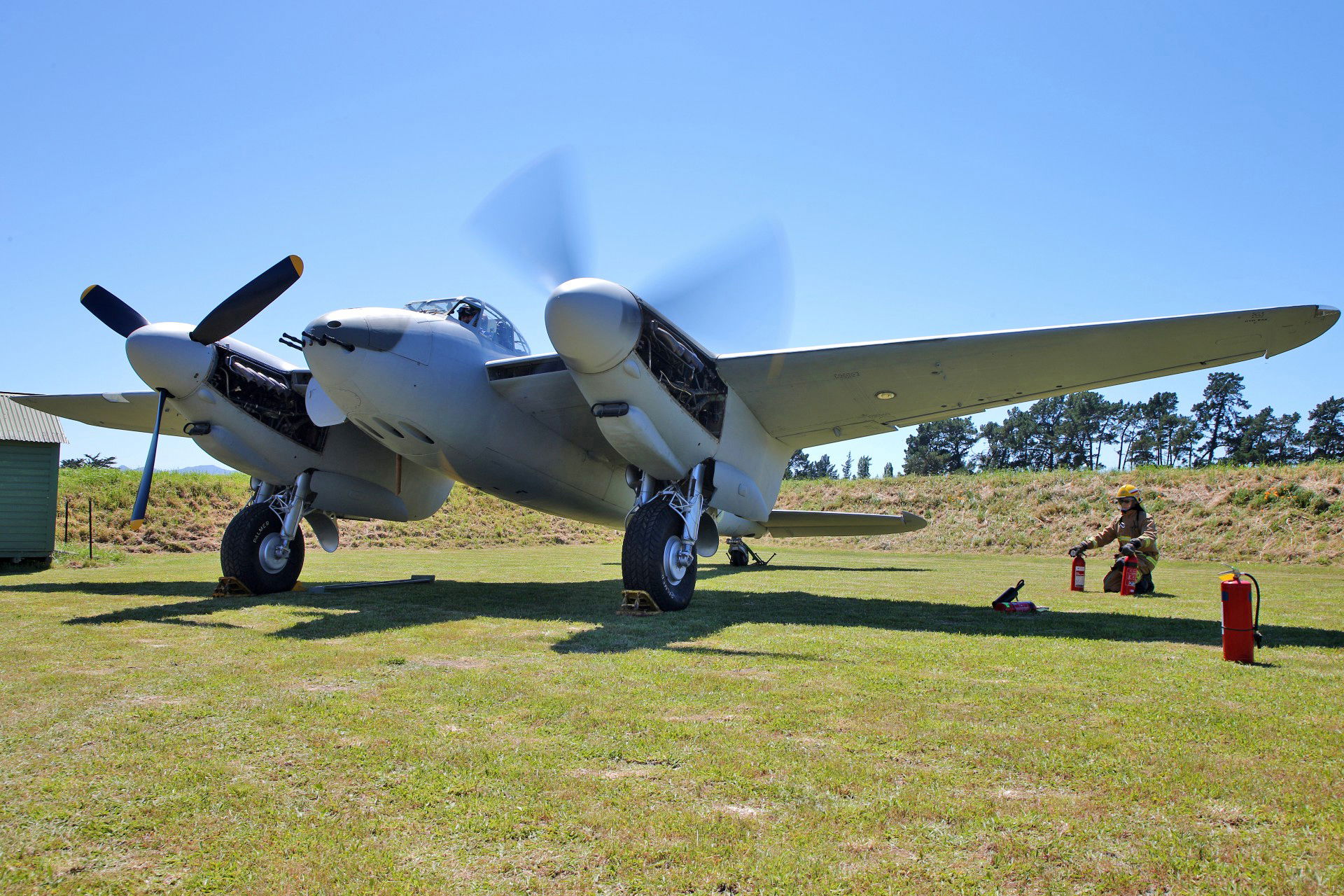 'Barn find' NZ Mosquito to perform first public engine runs