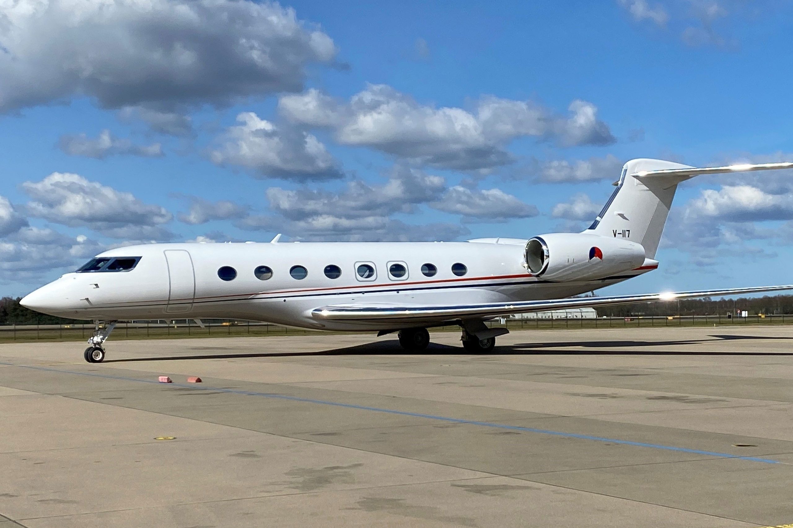RNLAF’s new Gulfstream G650ER arrives in the Netherlands