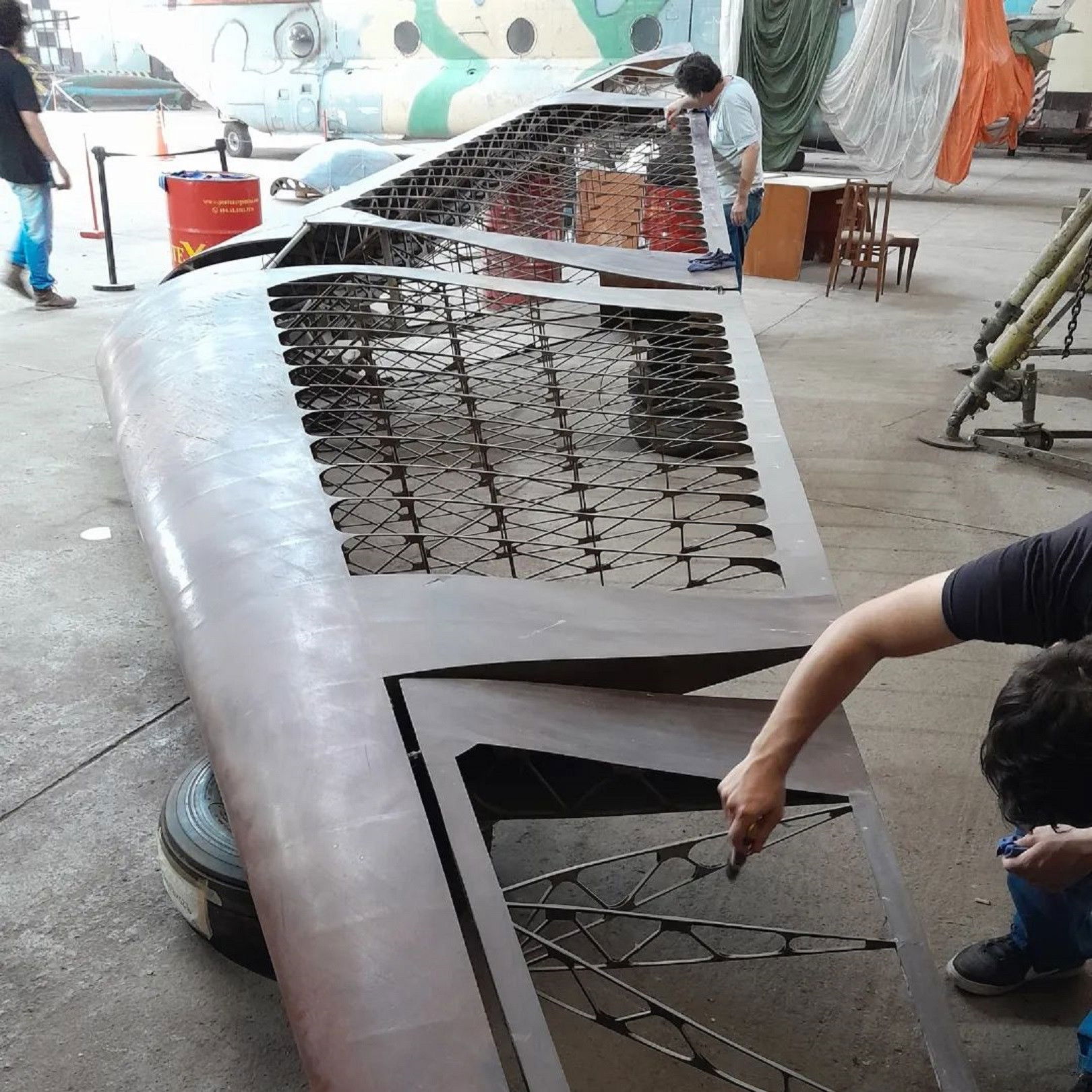 El histórico planeador delta toma forma en Argentina