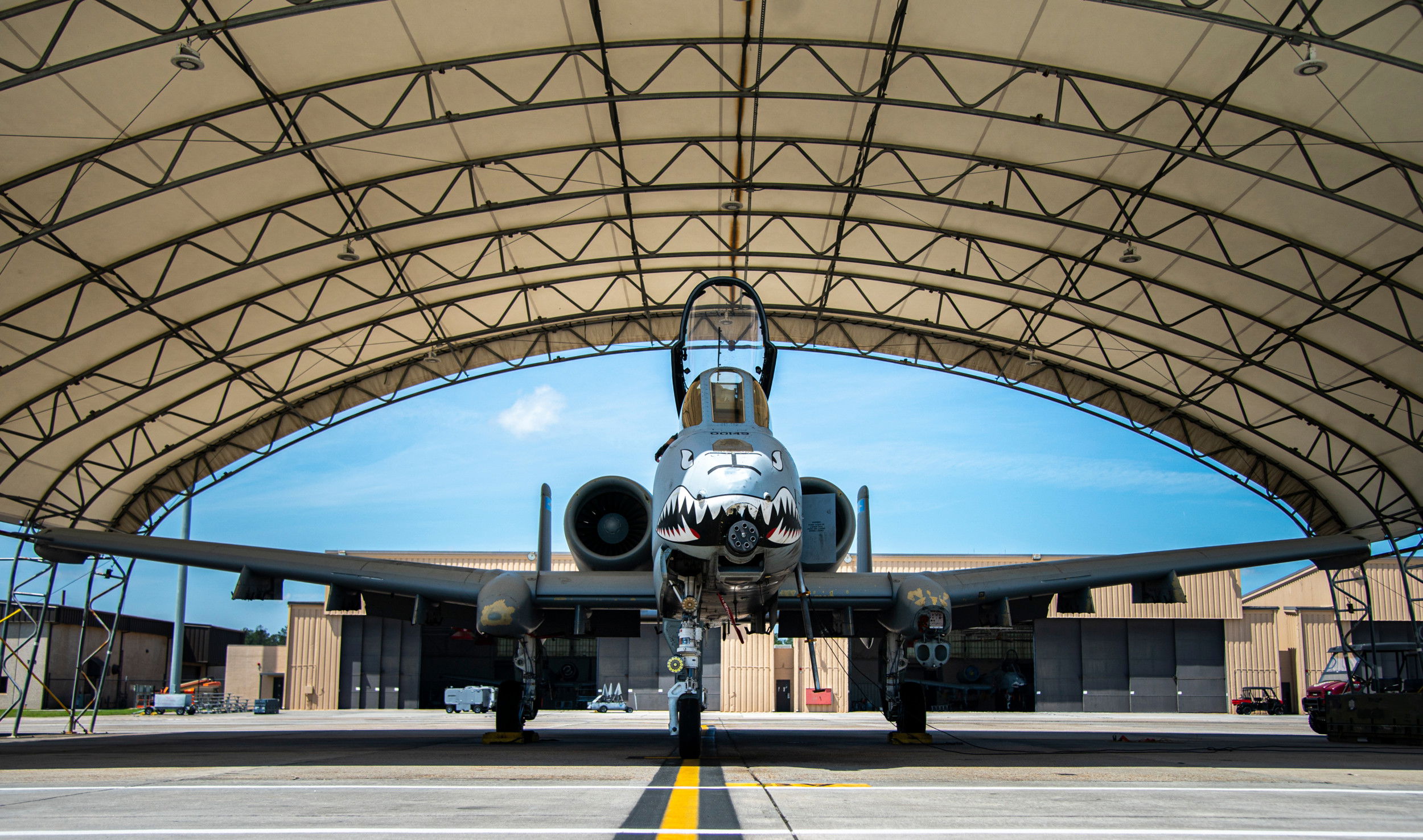 La USAF retira el primer A-10C, al que seguirán otros.