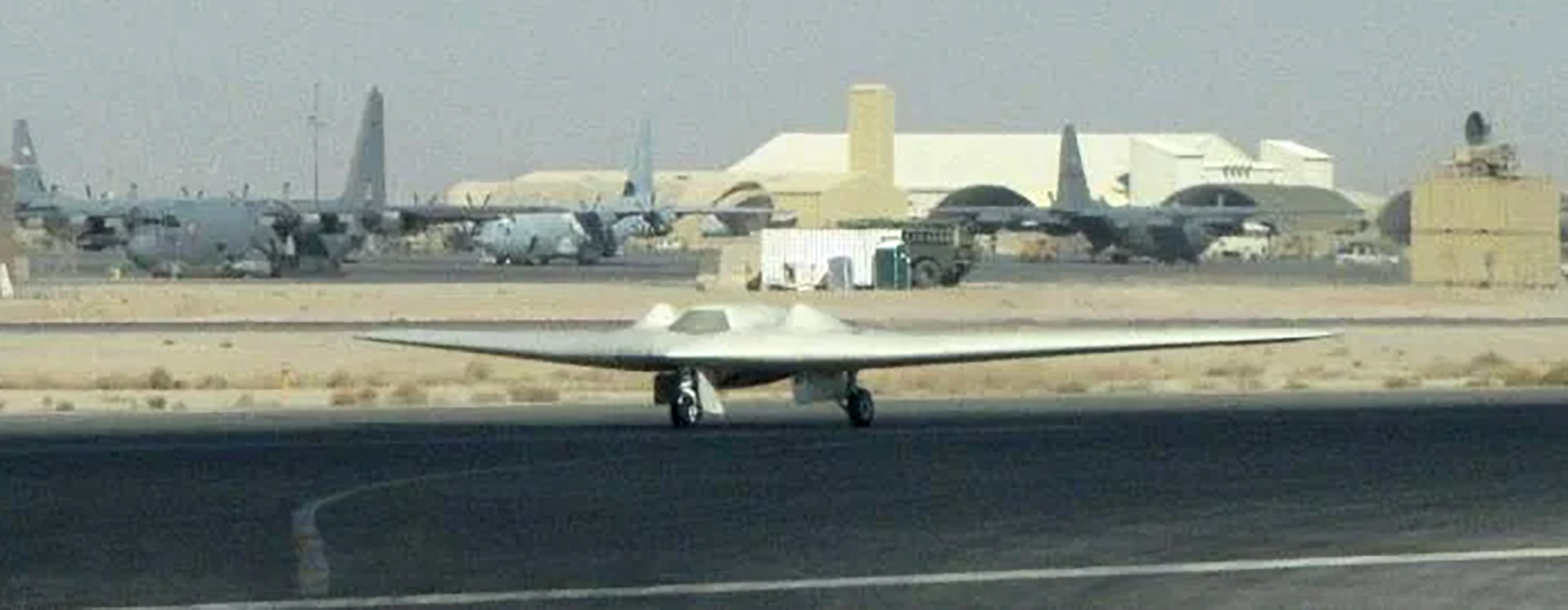 La USAF opera un avión no tripulado furtivo RQ-170 sobre el Mar Negro