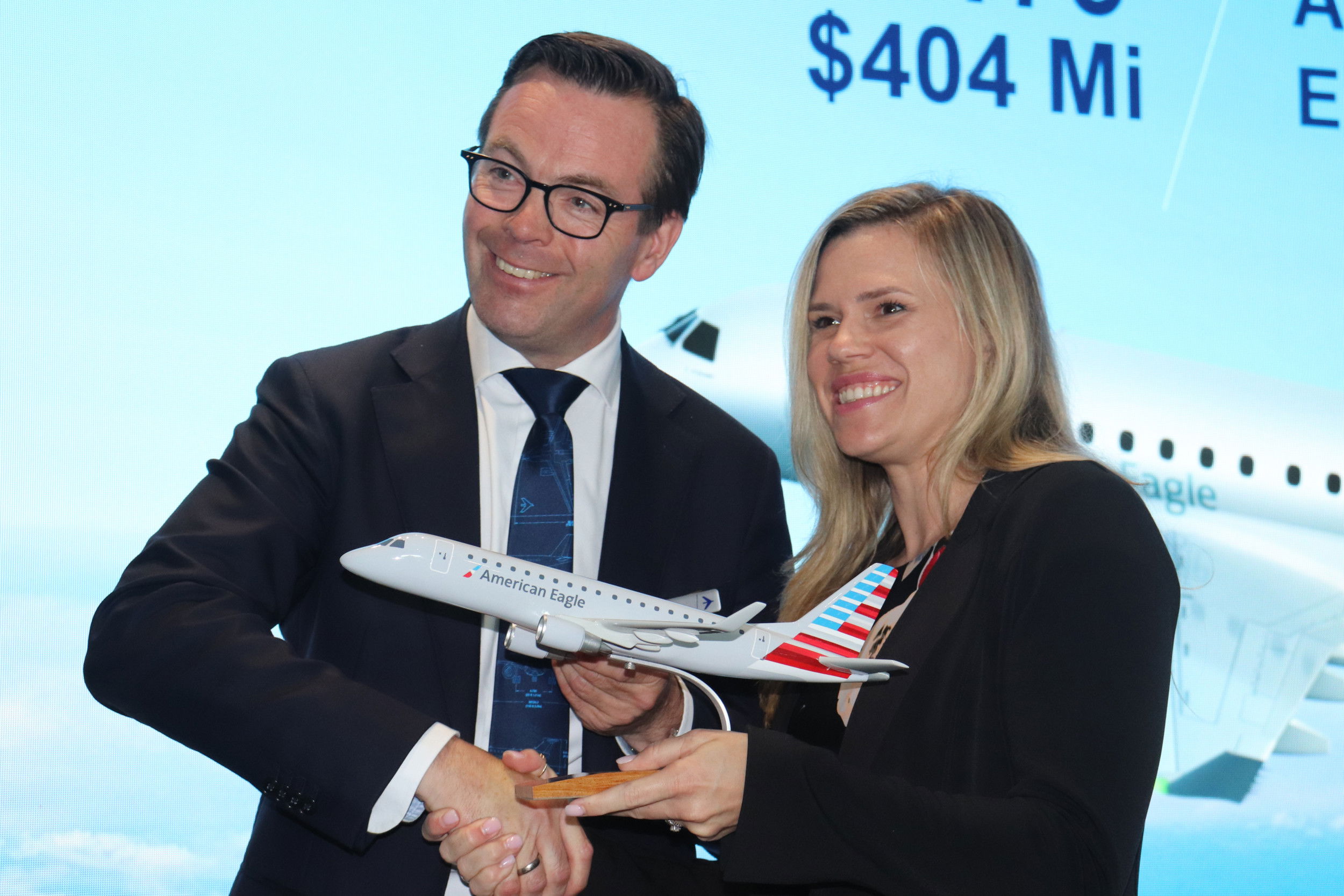 Big wins for Embraer in Paris