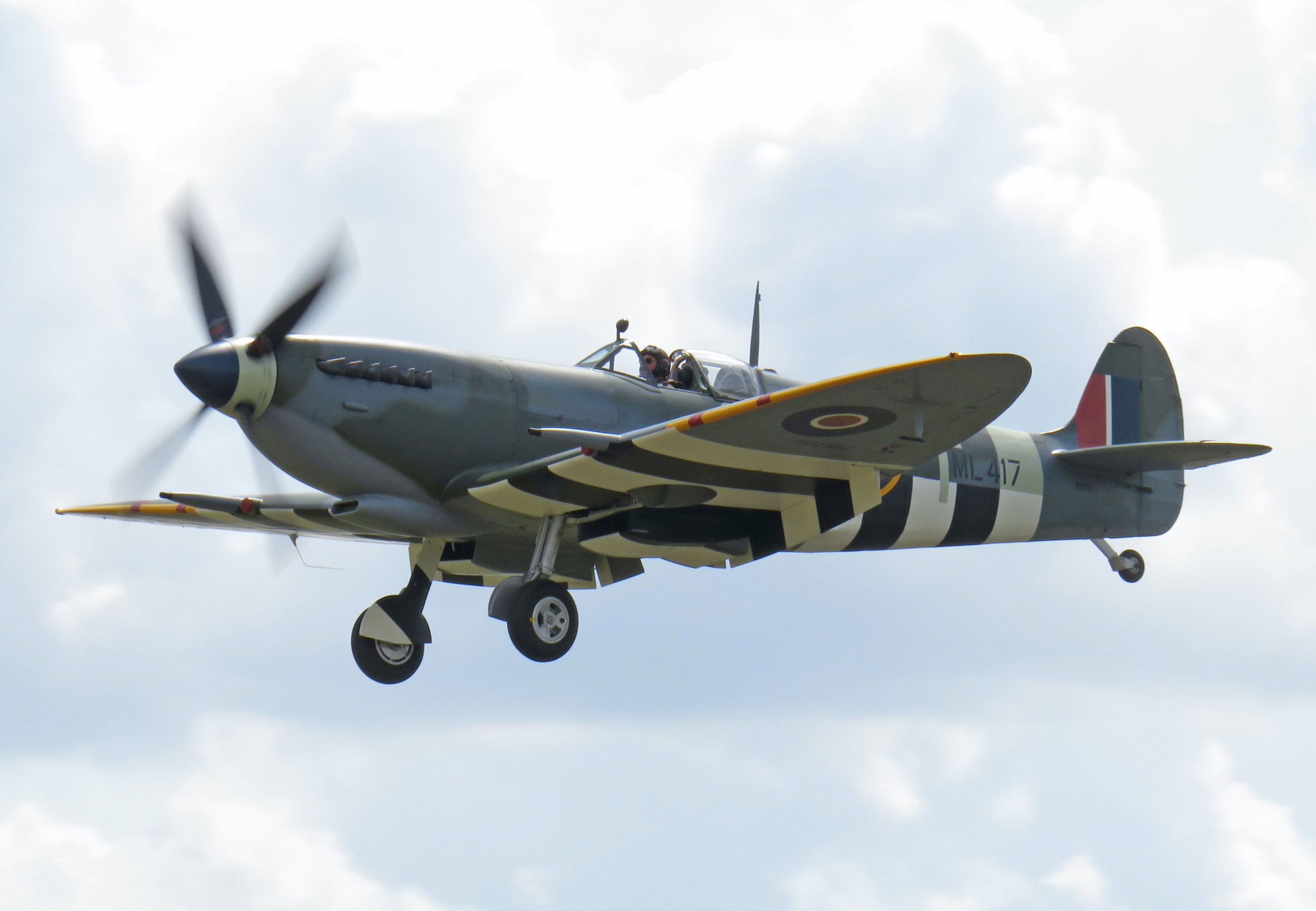 D-Day veteran Spitfire airborne in UK after 22-year absence