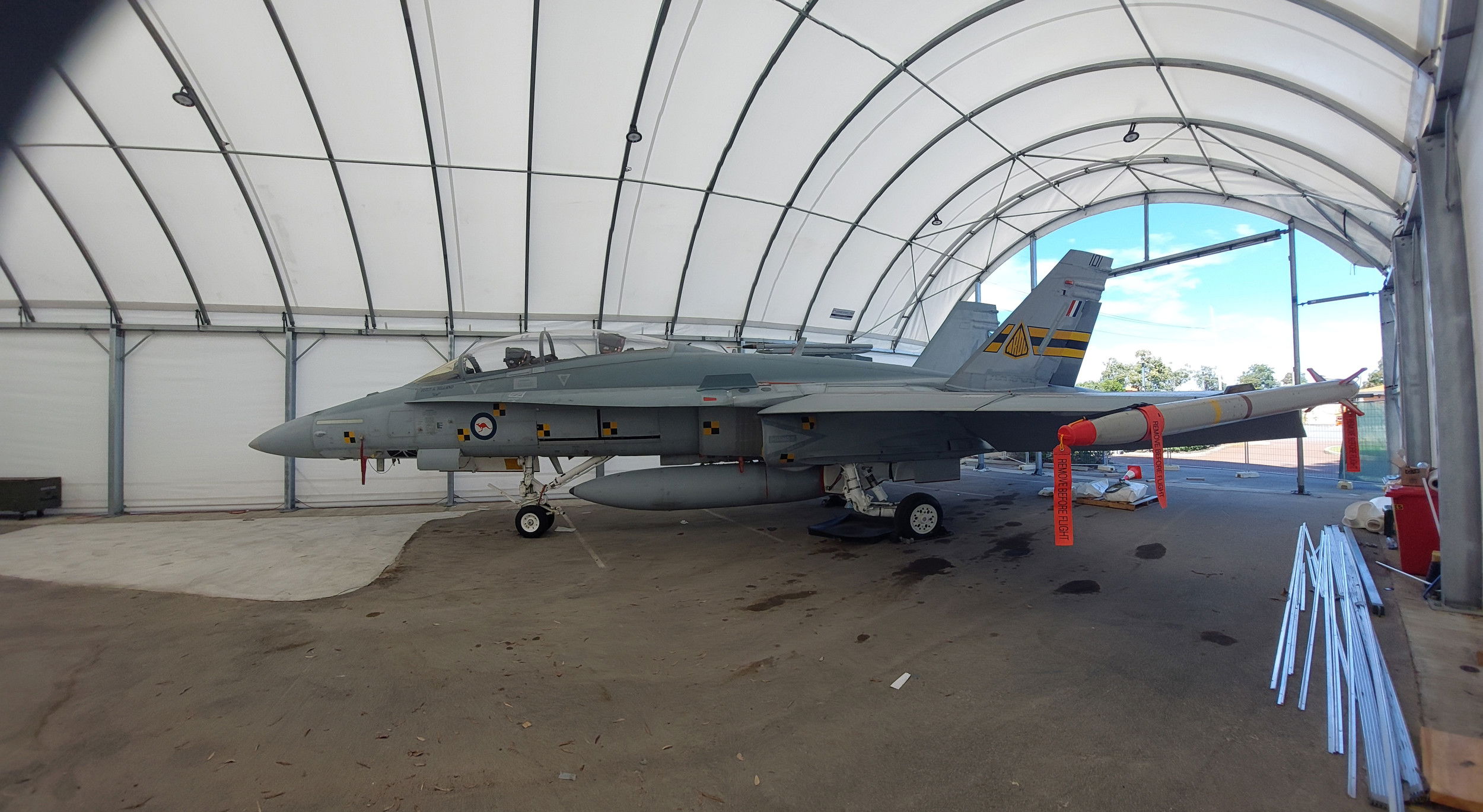 Hornet finaliza su largo viaje por carretera hasta Perth