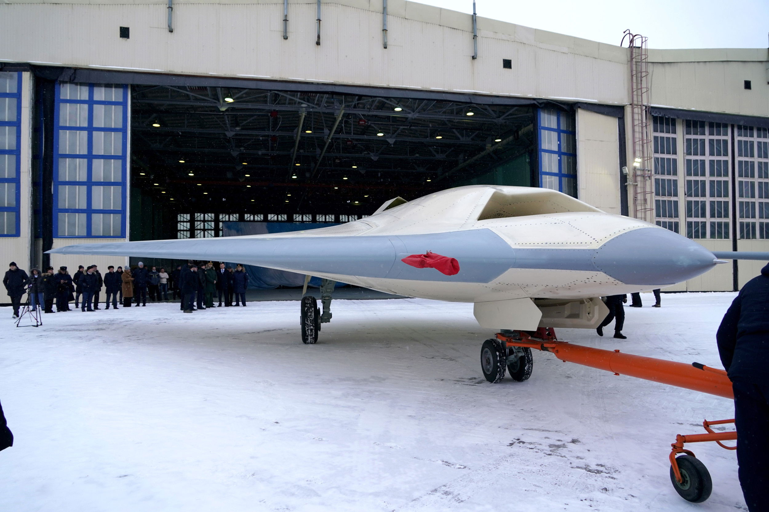 Is Russia using its new S-70 Okhotnik-B UCAV against Ukraine?