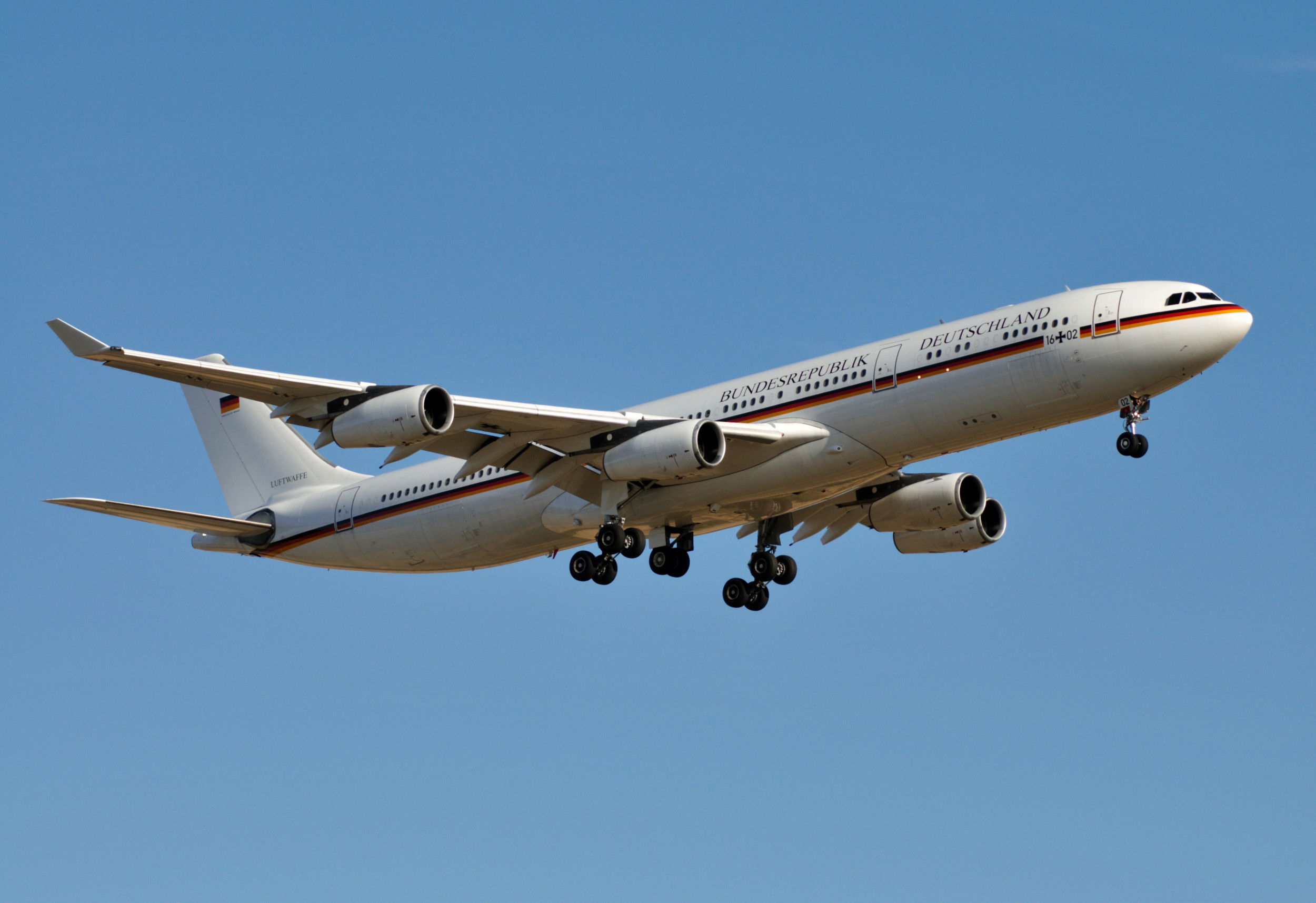 La Luftwaffe se dispone a deshacerse de la problemática flota A340-313X tras los últimos problemas