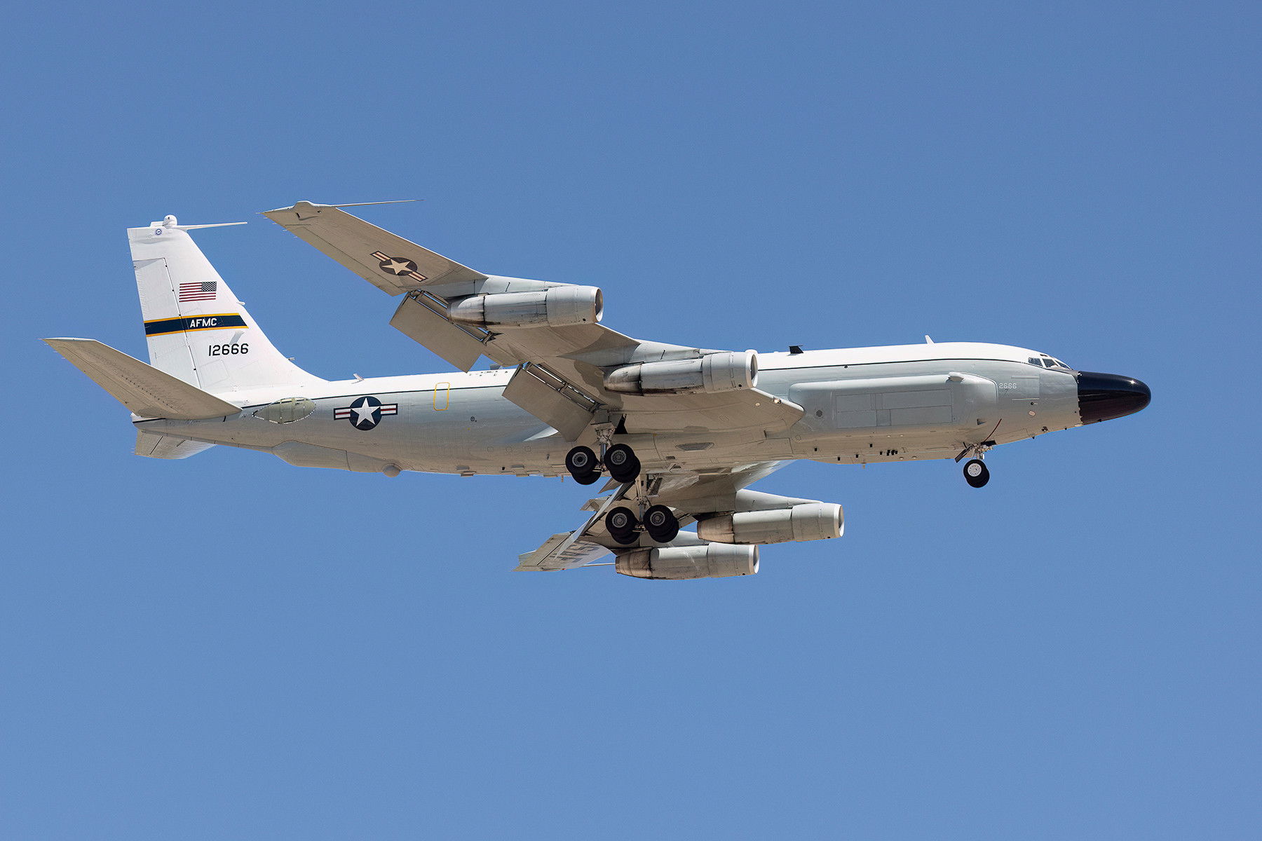 USAF retires final ‘Big Safari’ NC-135W to the Boneyard