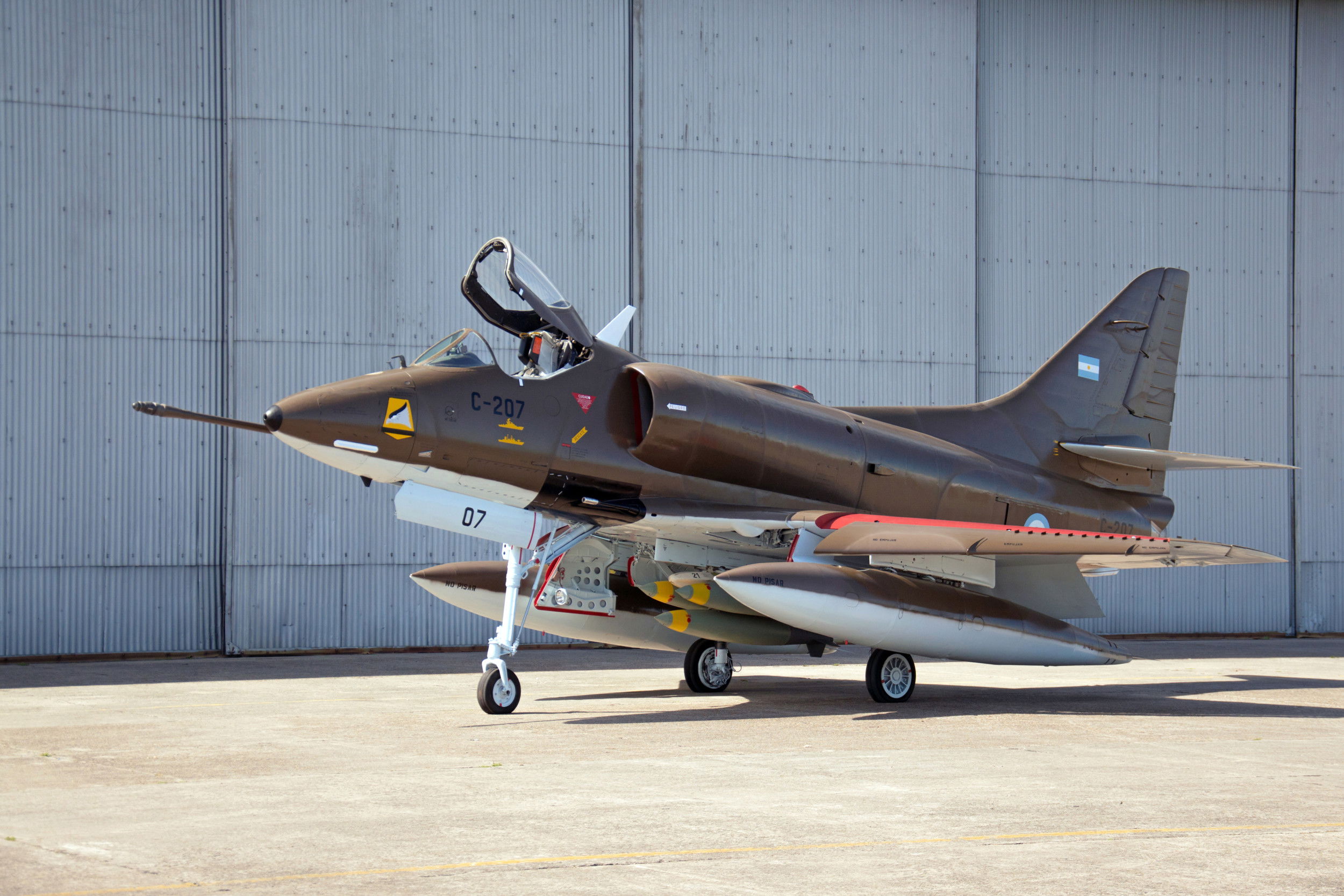 Falklands veteran Skyhawk restored to wartime configuration