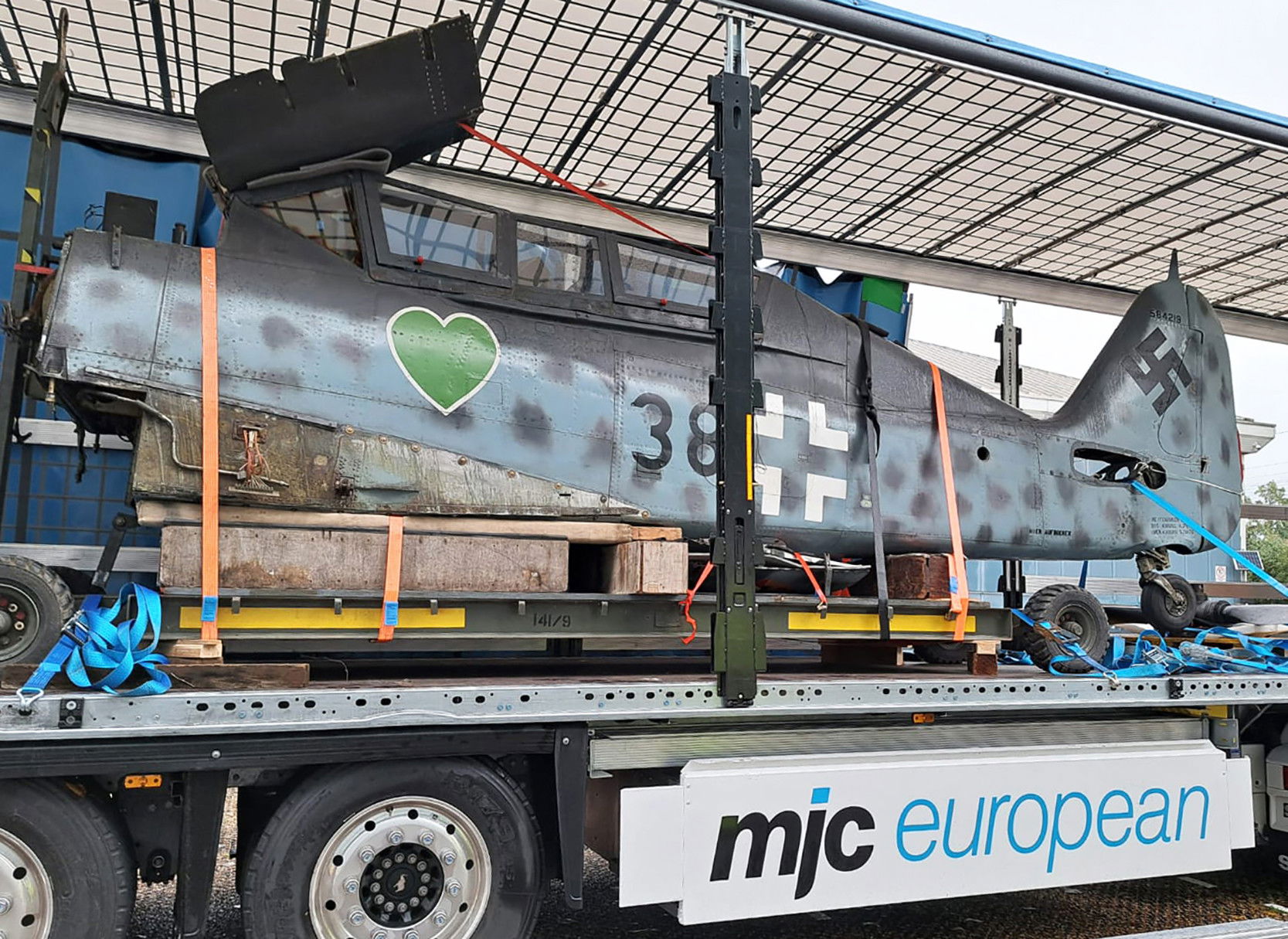 Unique two-seat Fw 190 leaves RAF Museum
