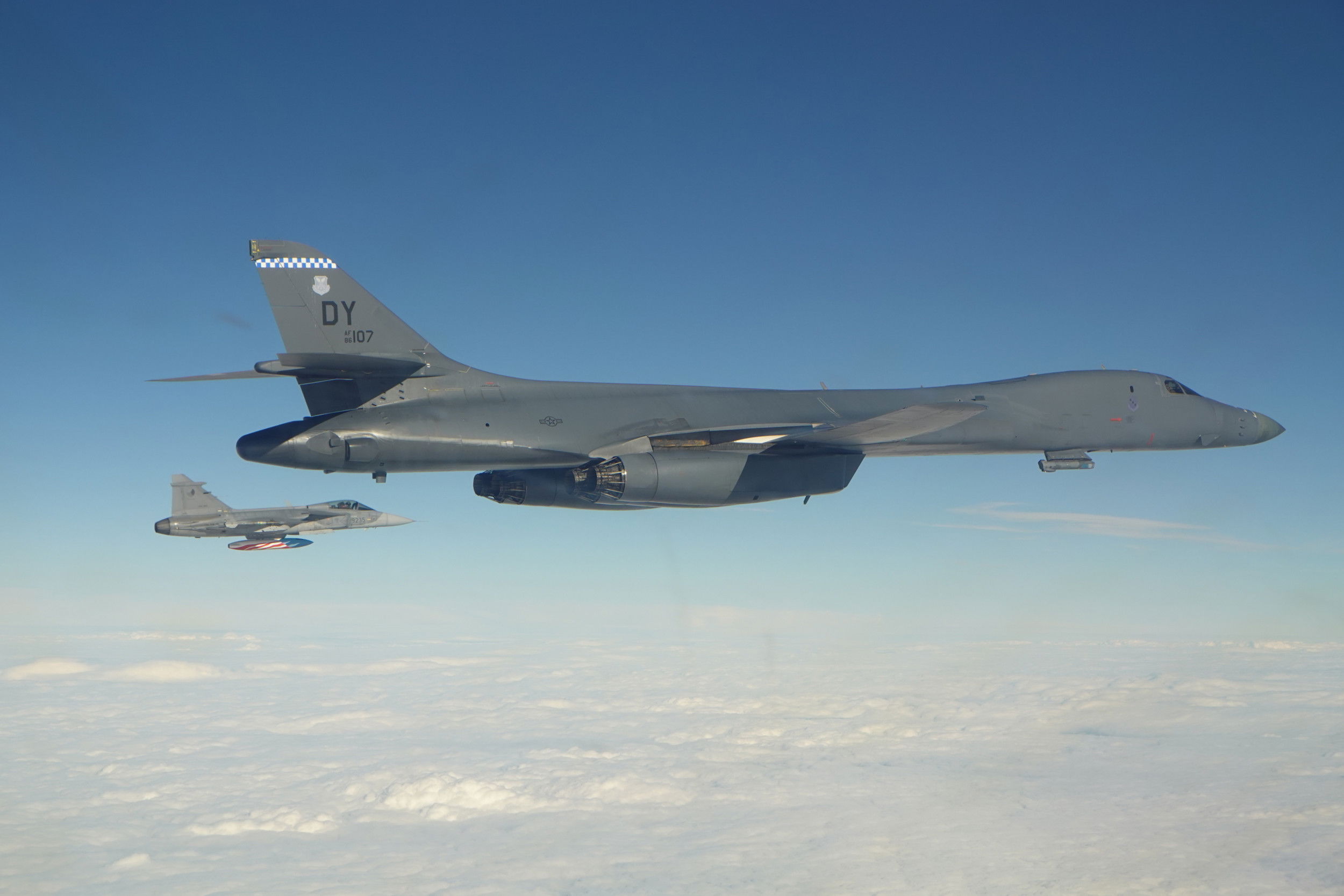 USAF B-1Bs return to RAF Fairford amid rising global tensions