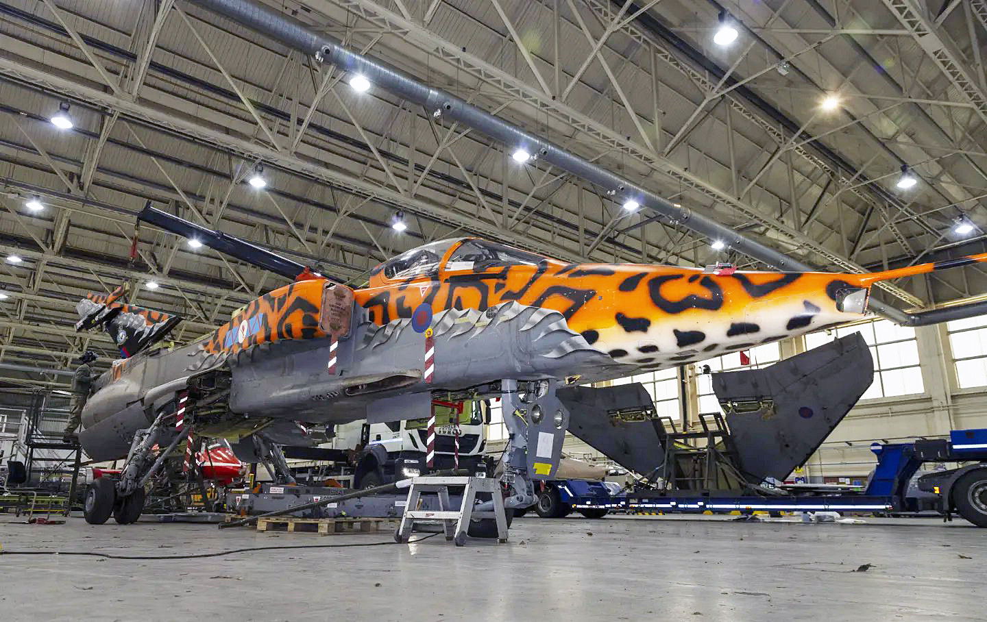 Más Jaguars abandonan Cosford mientras se prepara la llegada del Typhoon