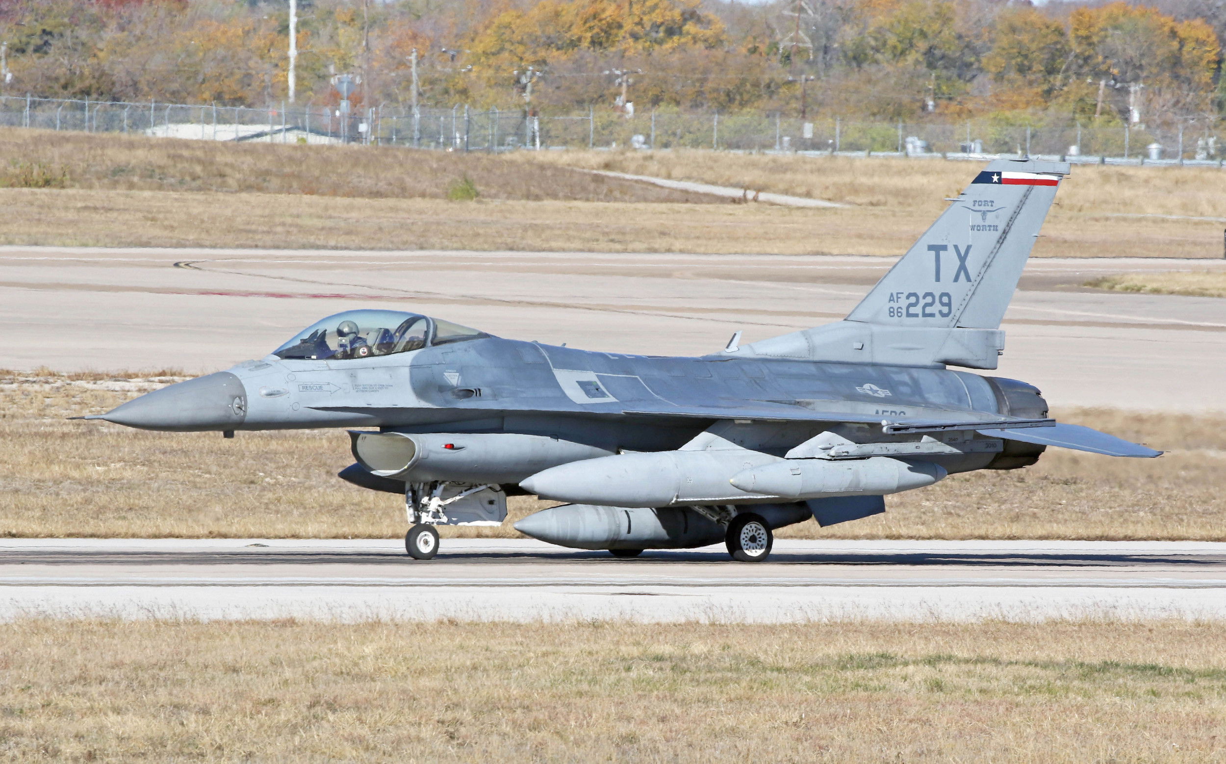 La NAS JRB Fort Worth despide al último "Viper