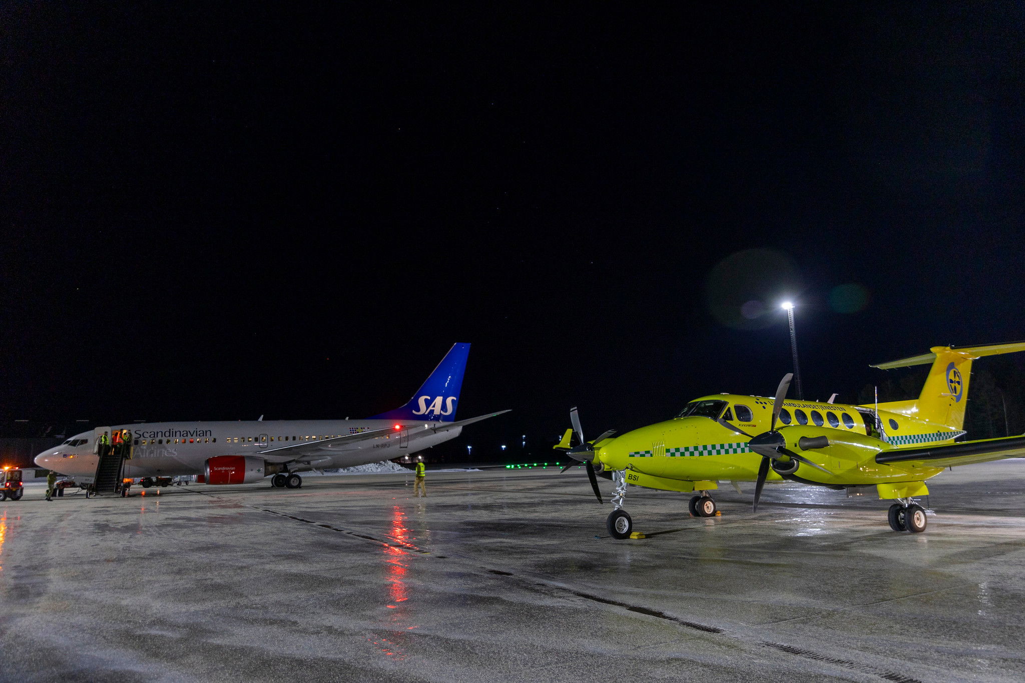 Why the last SAS Boeing 737 is configured as an air ambulance