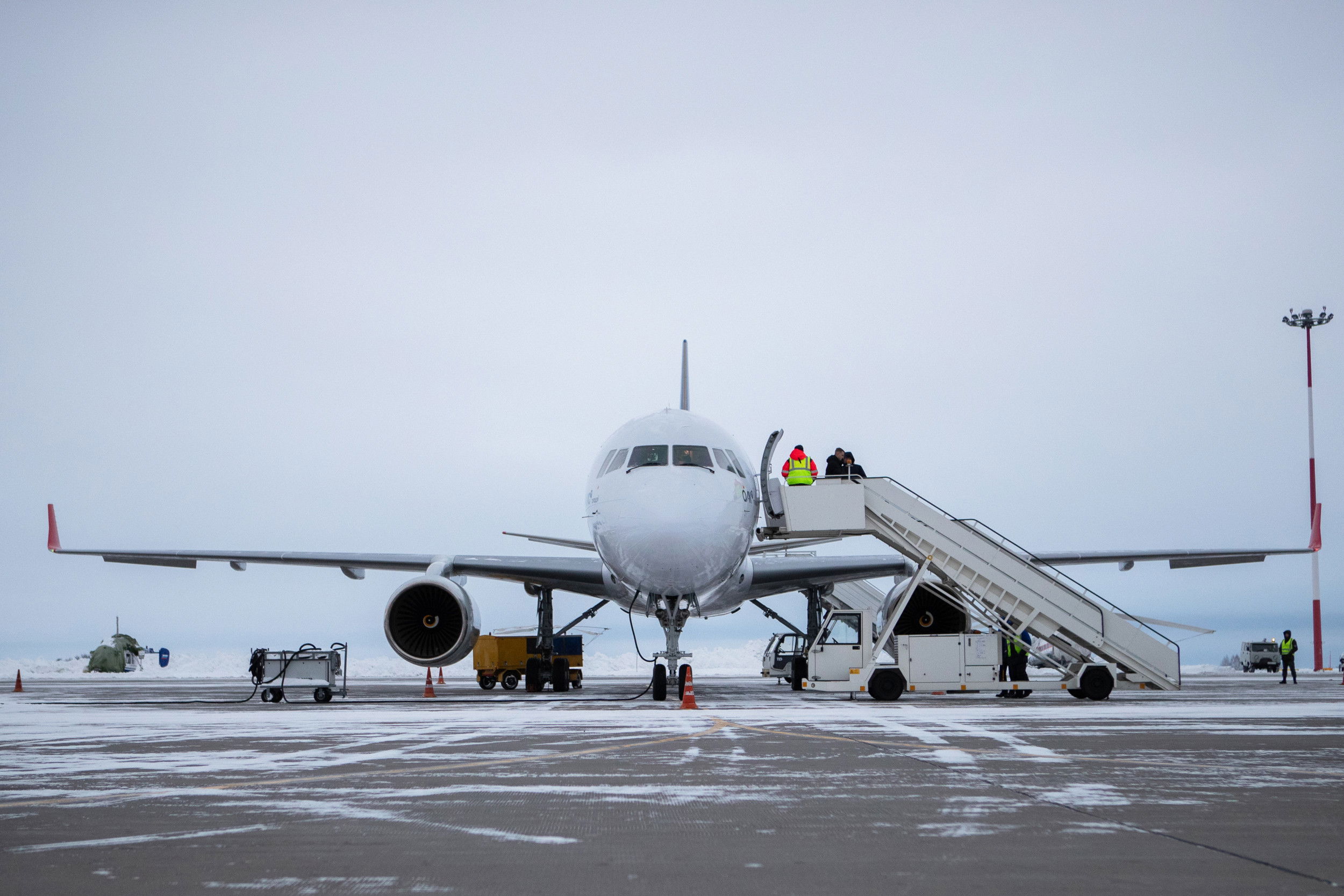 Red Wings Tupolev Tu-214 restoration