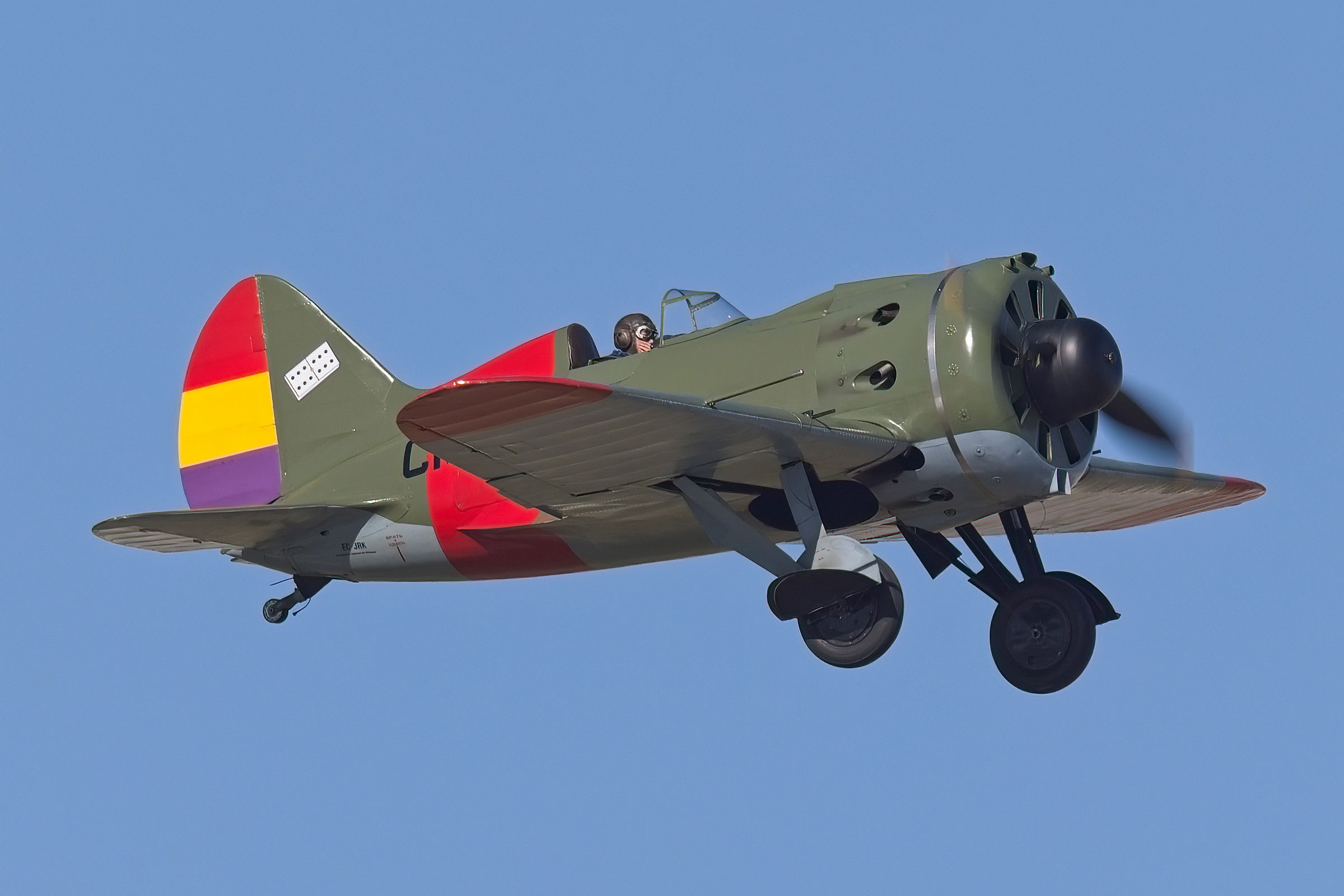 Polikarpov returns to flight in Spain