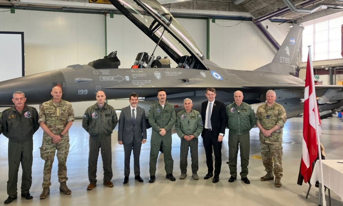 Argentina buys F-16s from Denmark