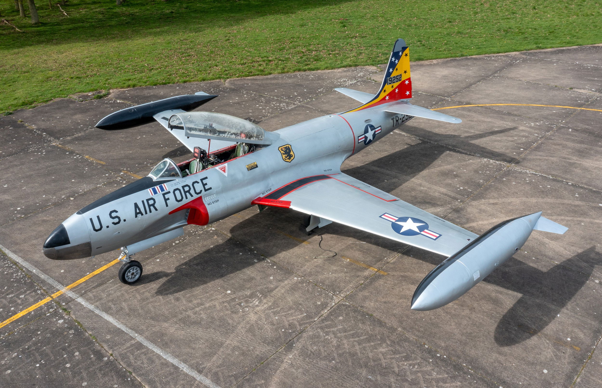 Bentwaters’ T-33 restored