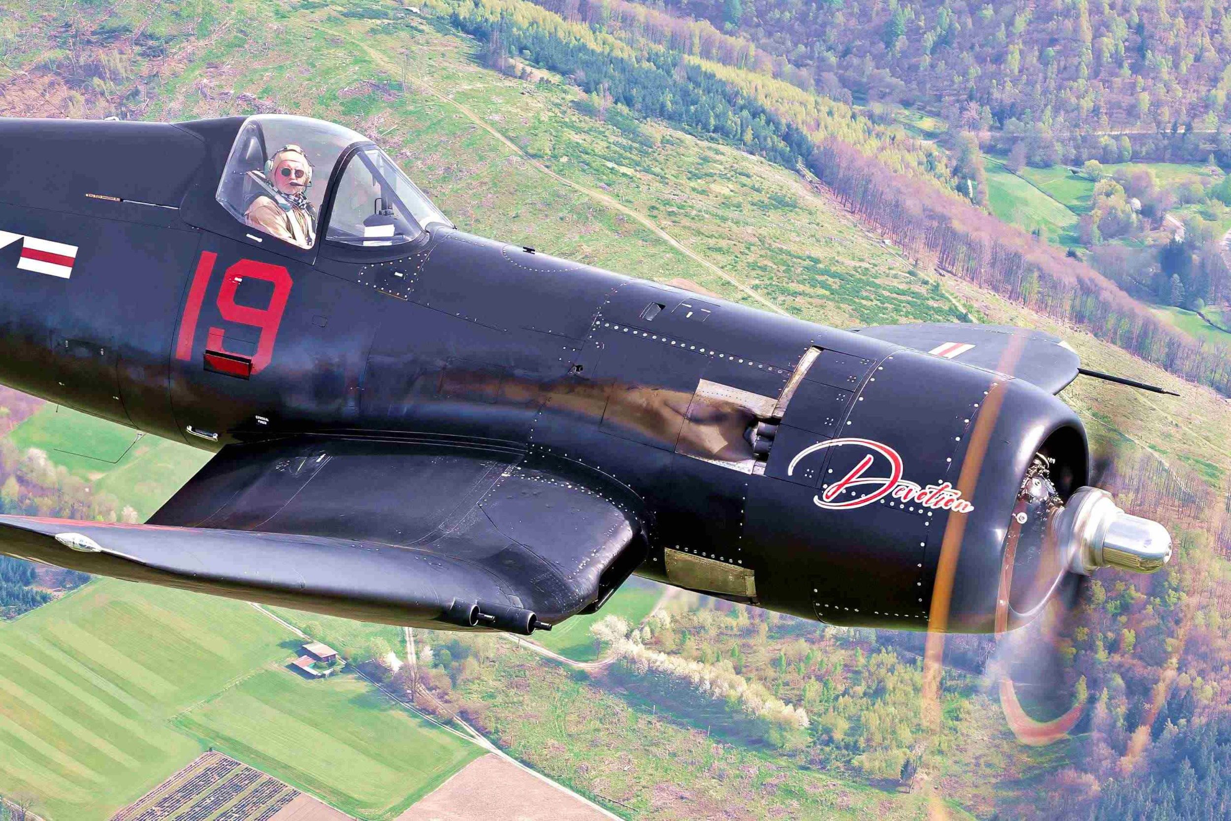 Korean veteran Corsair christened ‘Devotion’