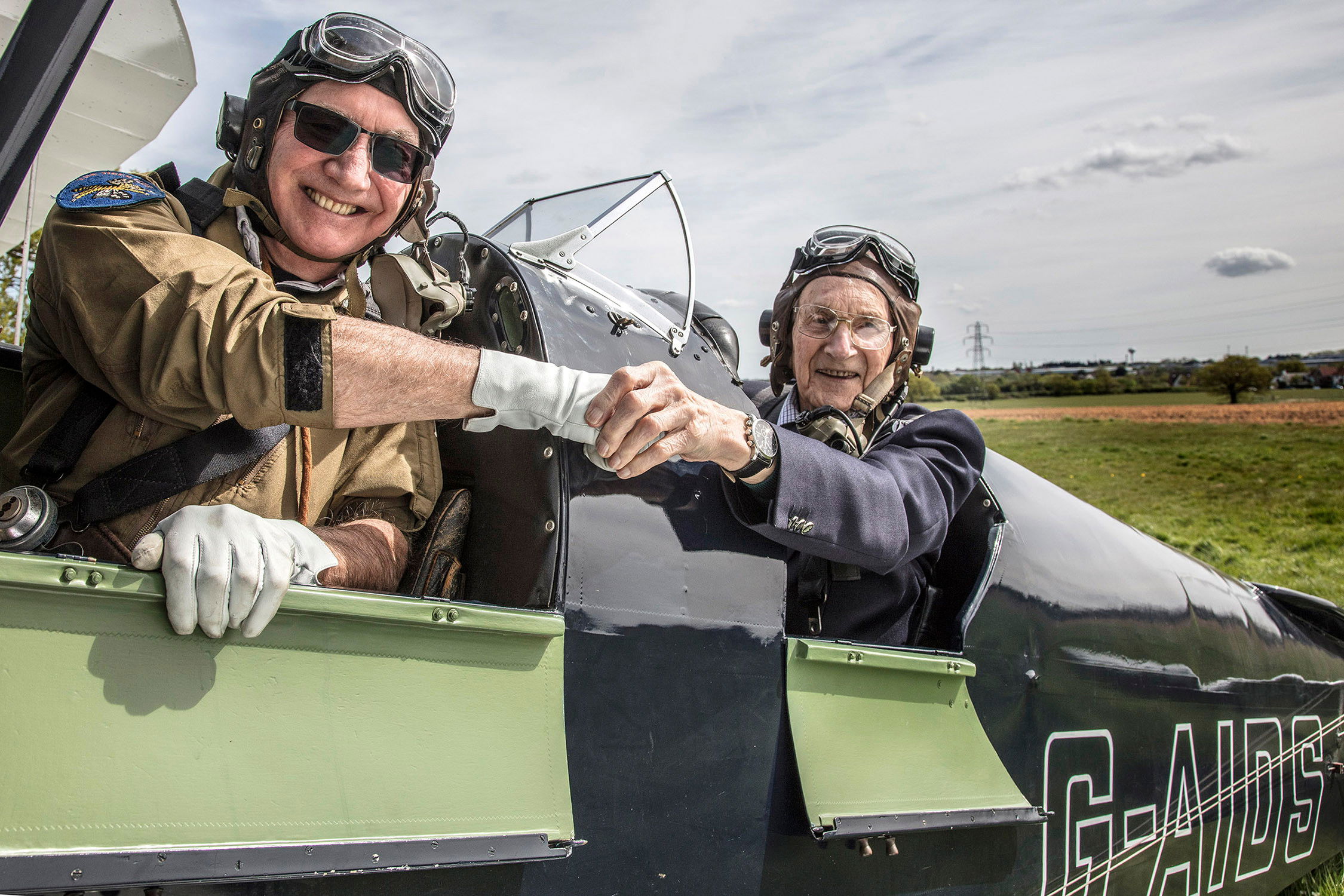 Veteran reunited with Stow Maries Tiger Moth