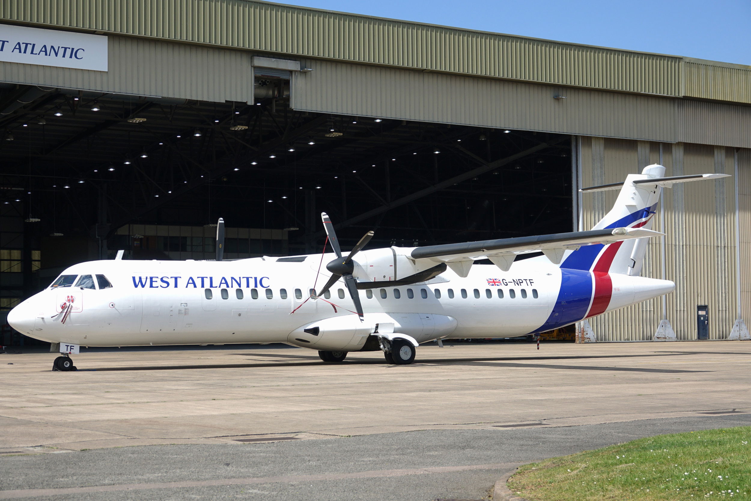 Wiring defect caused ATR flight instrument loss