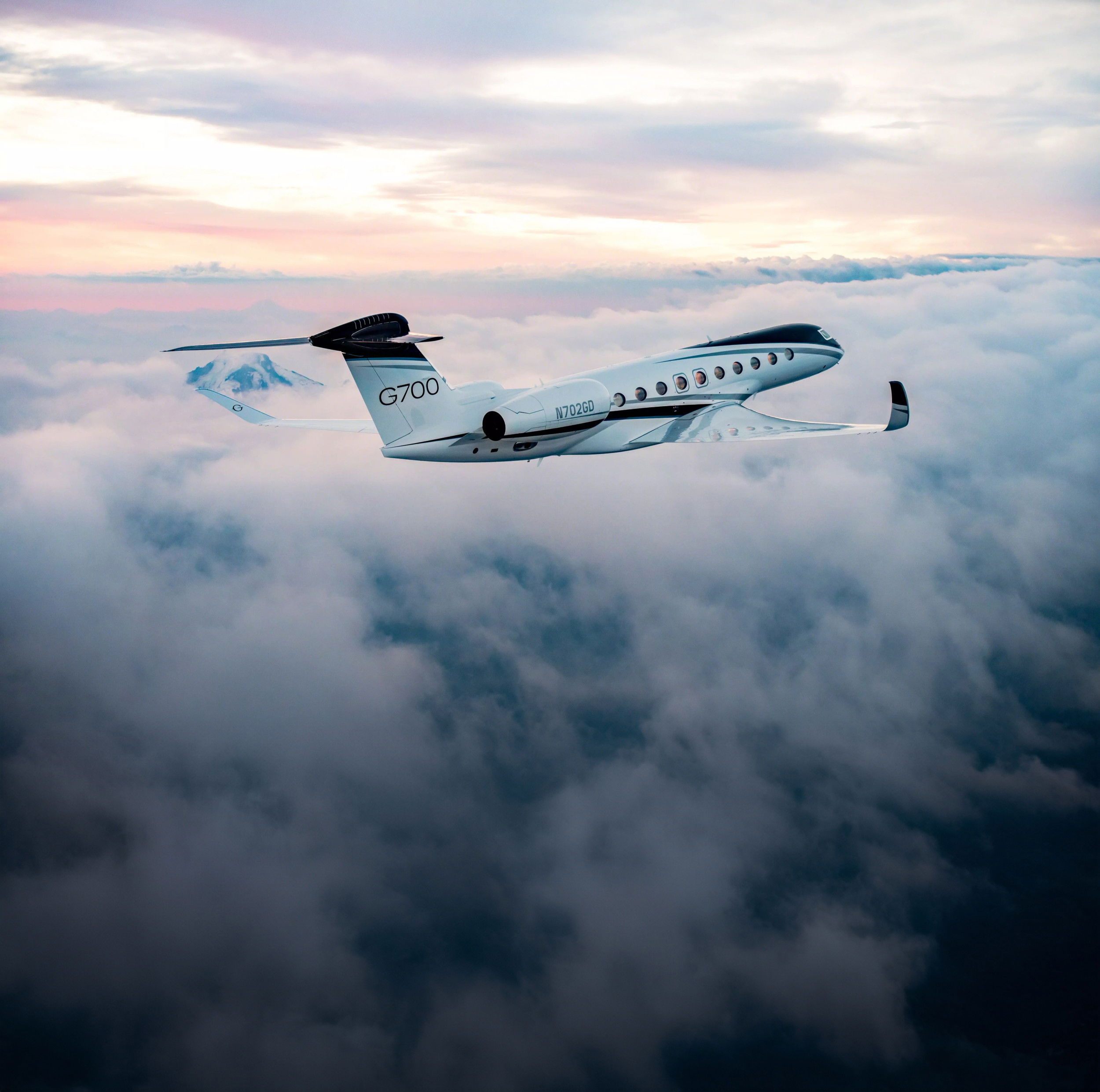 Gulfstream G700 deliveries begin