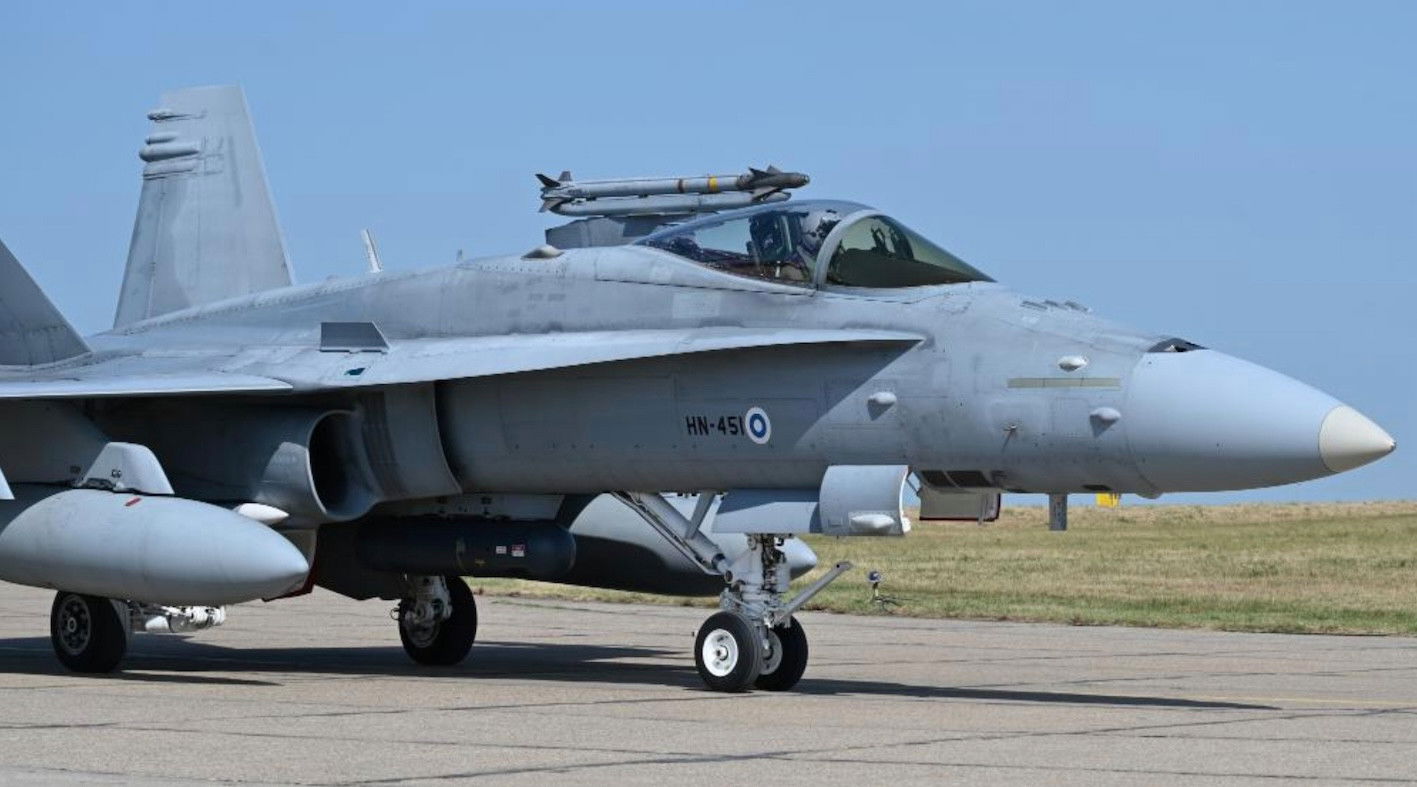 Finnish Hornets deployed to Romania